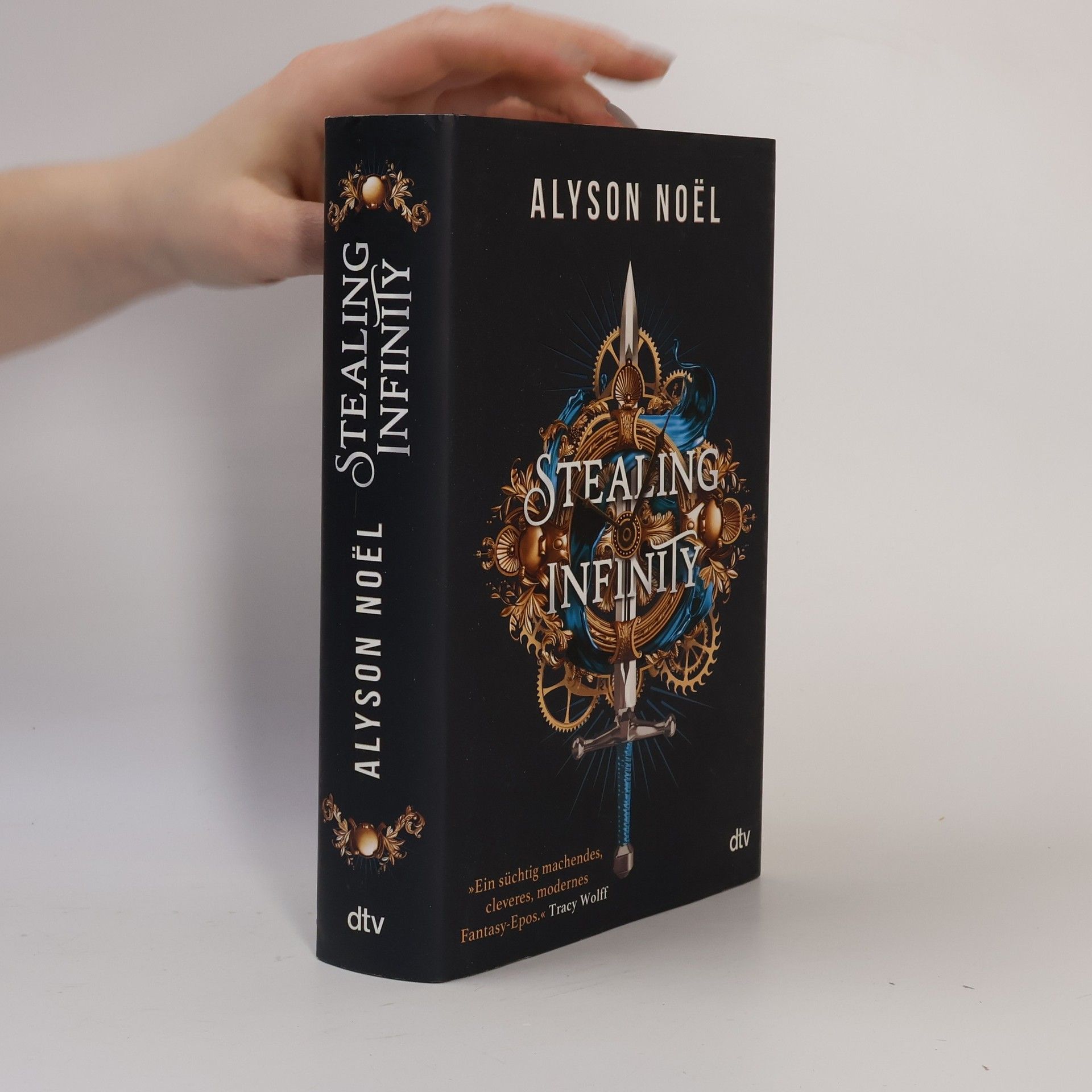 Alyson Noël Stealing infinity