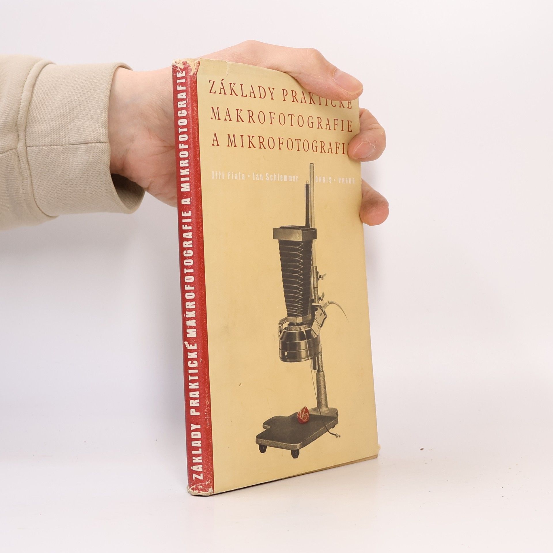 Jiří Fiala Základy praktické makrofotografie a mikrofotografie
