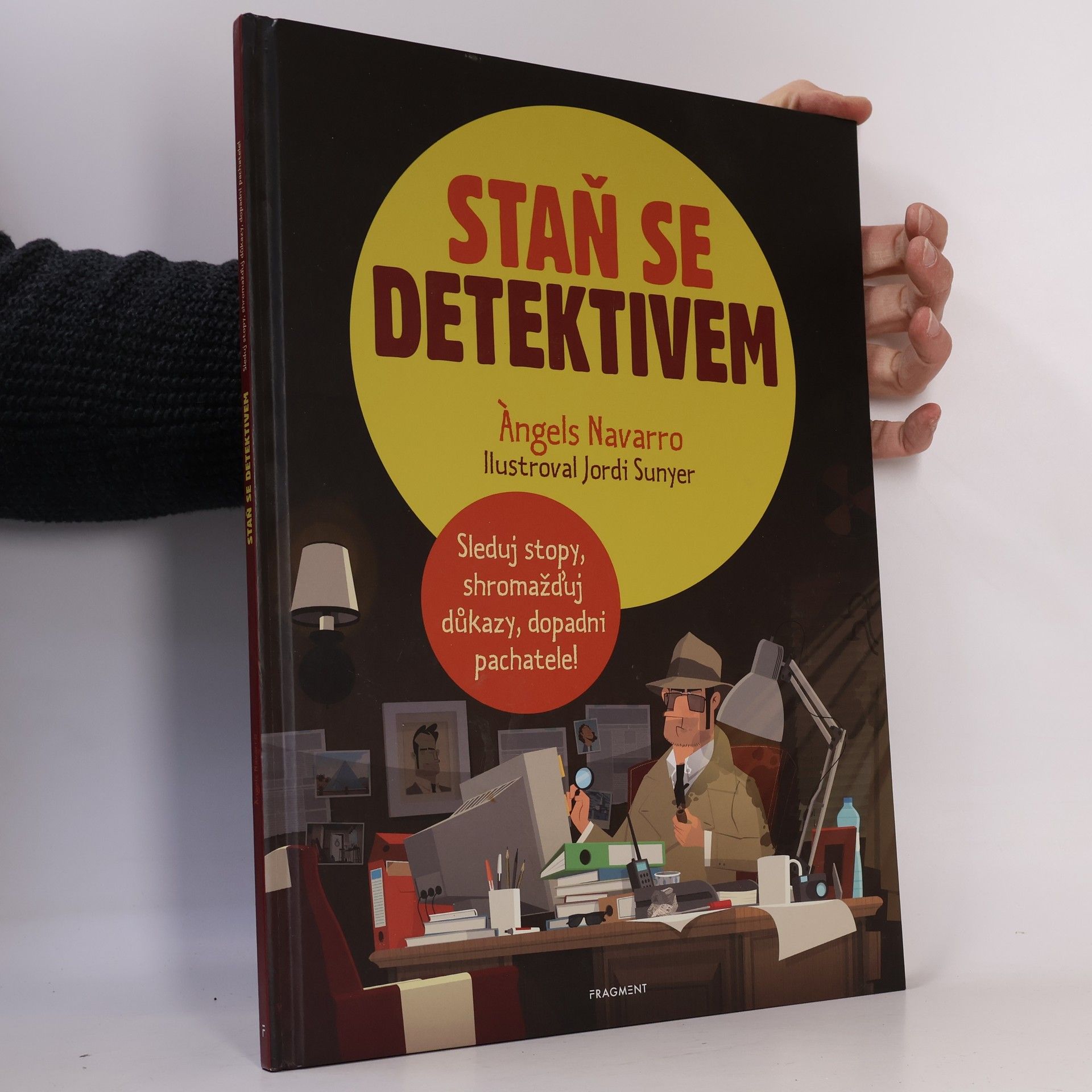 Àngels Navarro Staň se detektivem