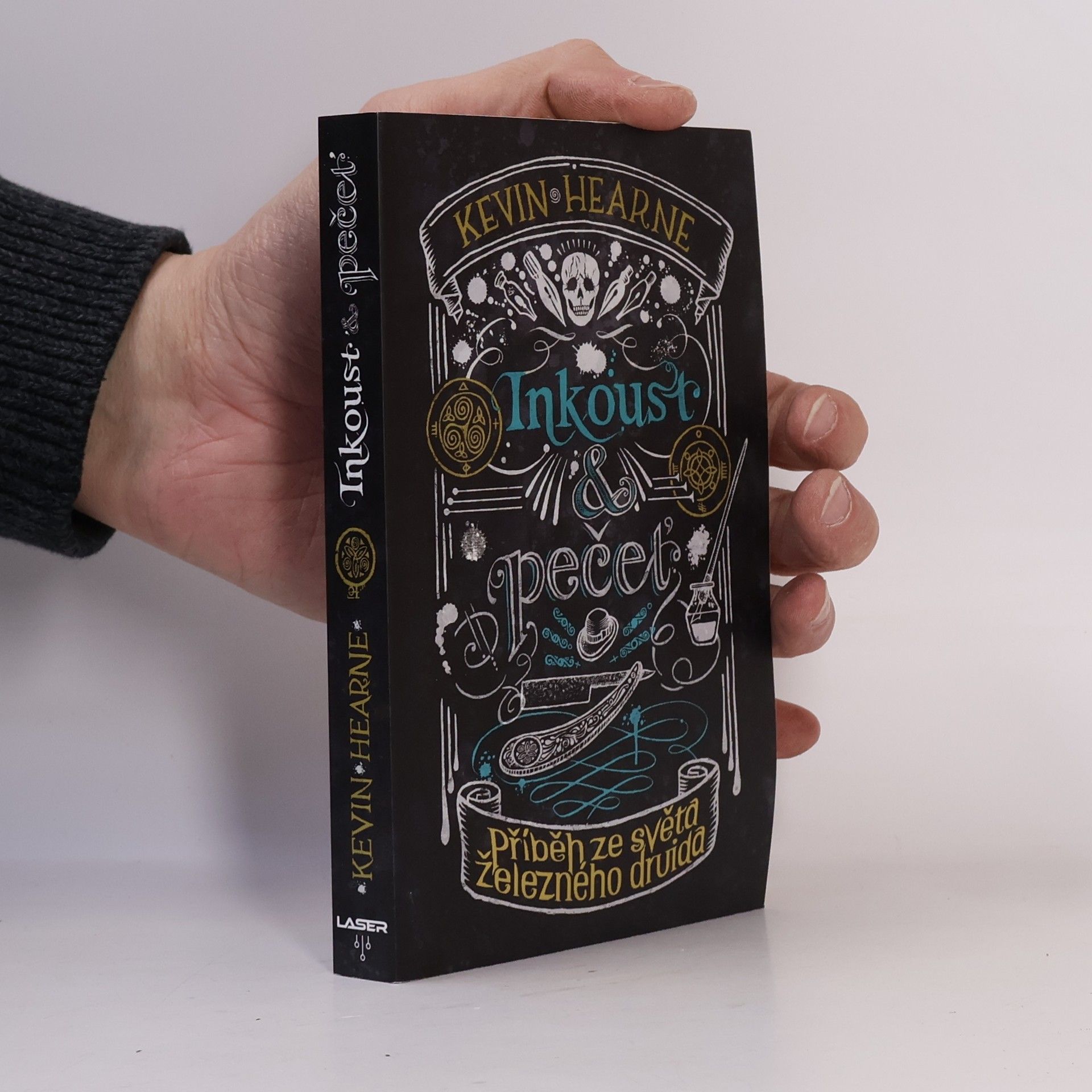 Kevin Hearne Inkoust & pečeť