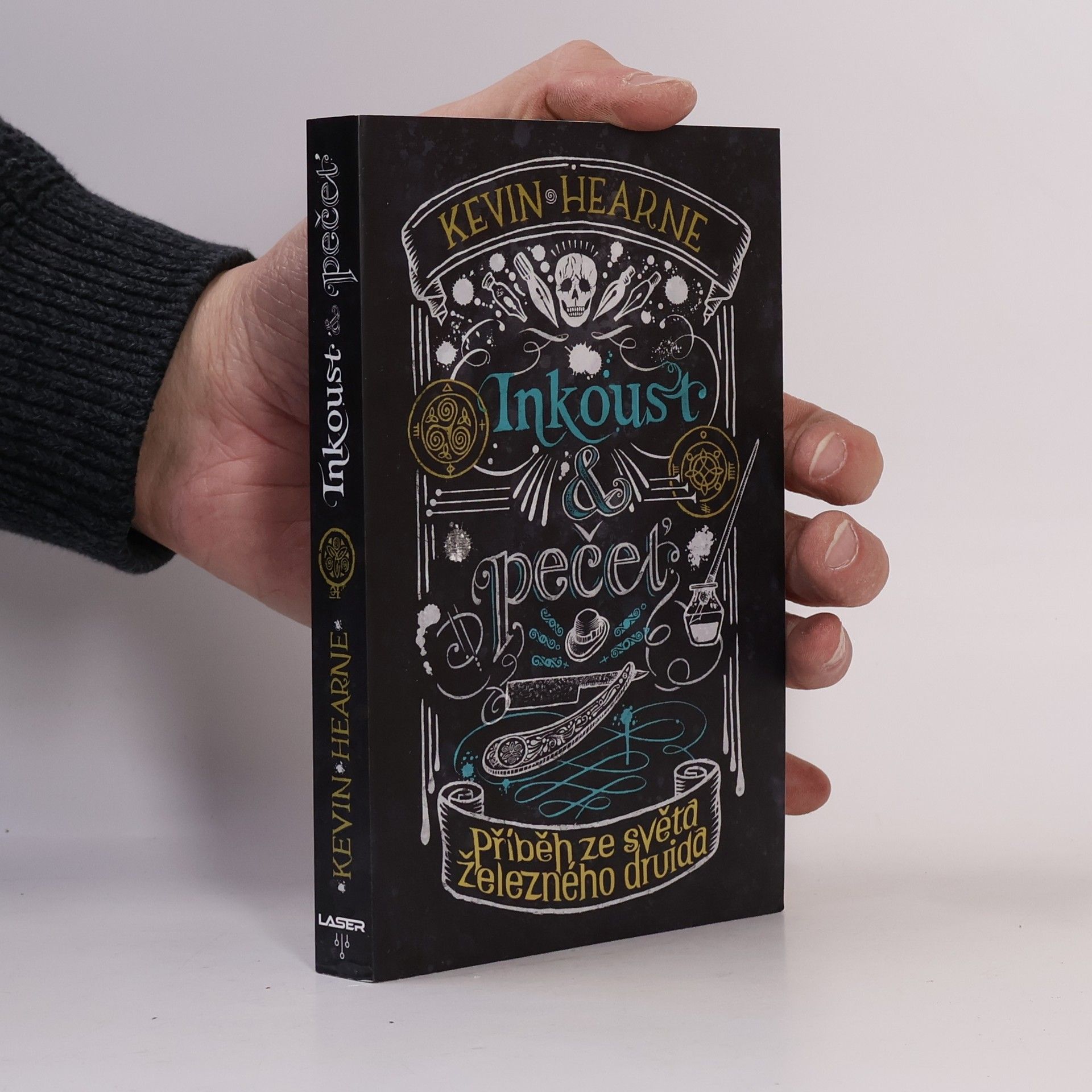 Kevin Hearne Inkoust & pečeť