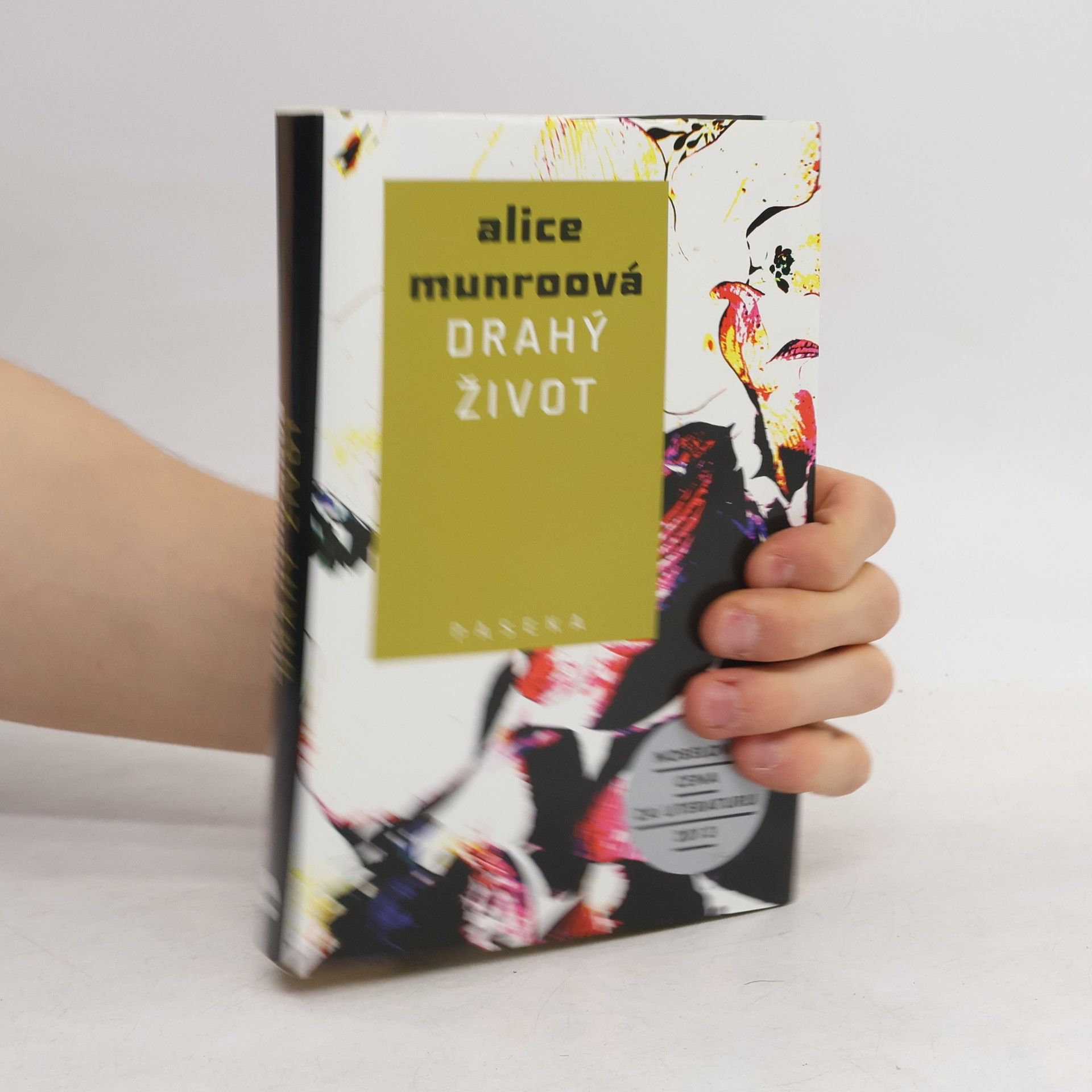 Alice Munro Drahý život