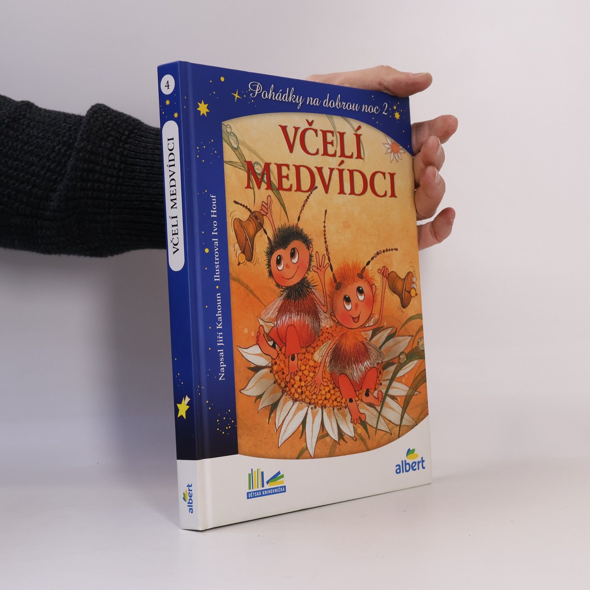 Jiří Kahoun Včelí medvídci