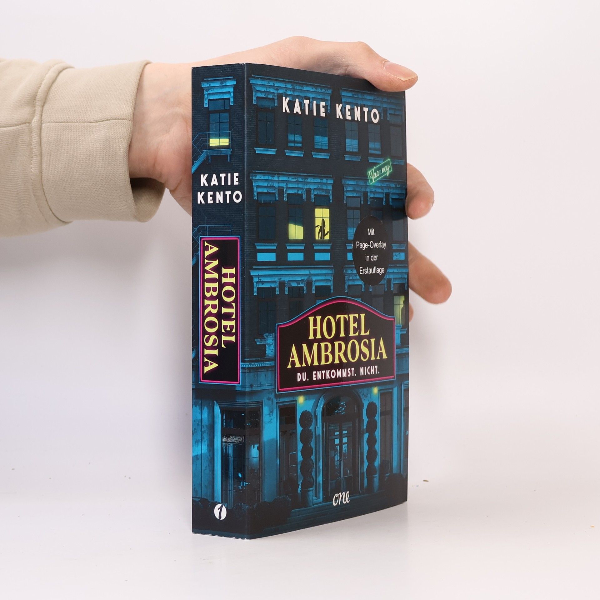 Katie Kento Hotel Ambrosia