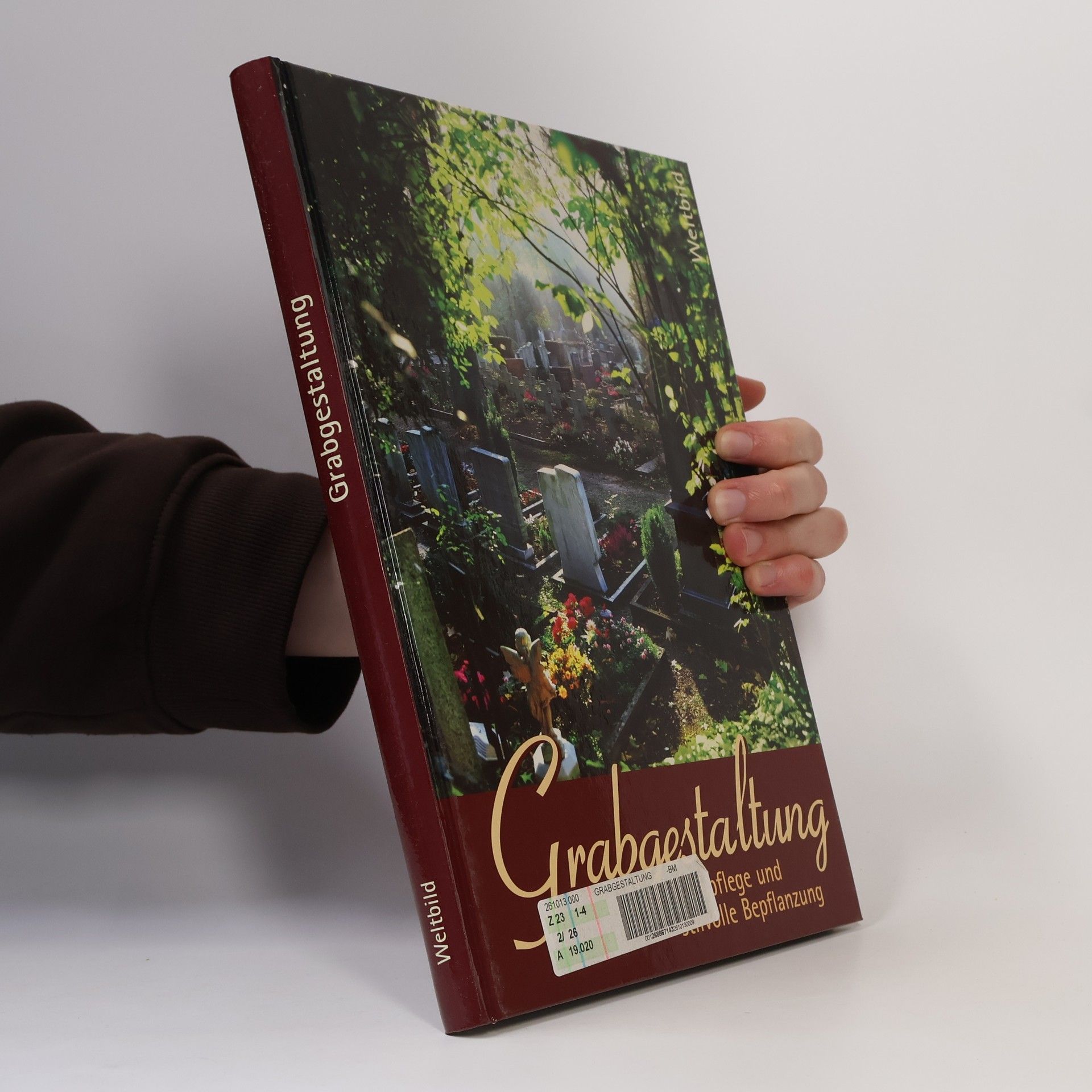 Christine James Grabgestaltung