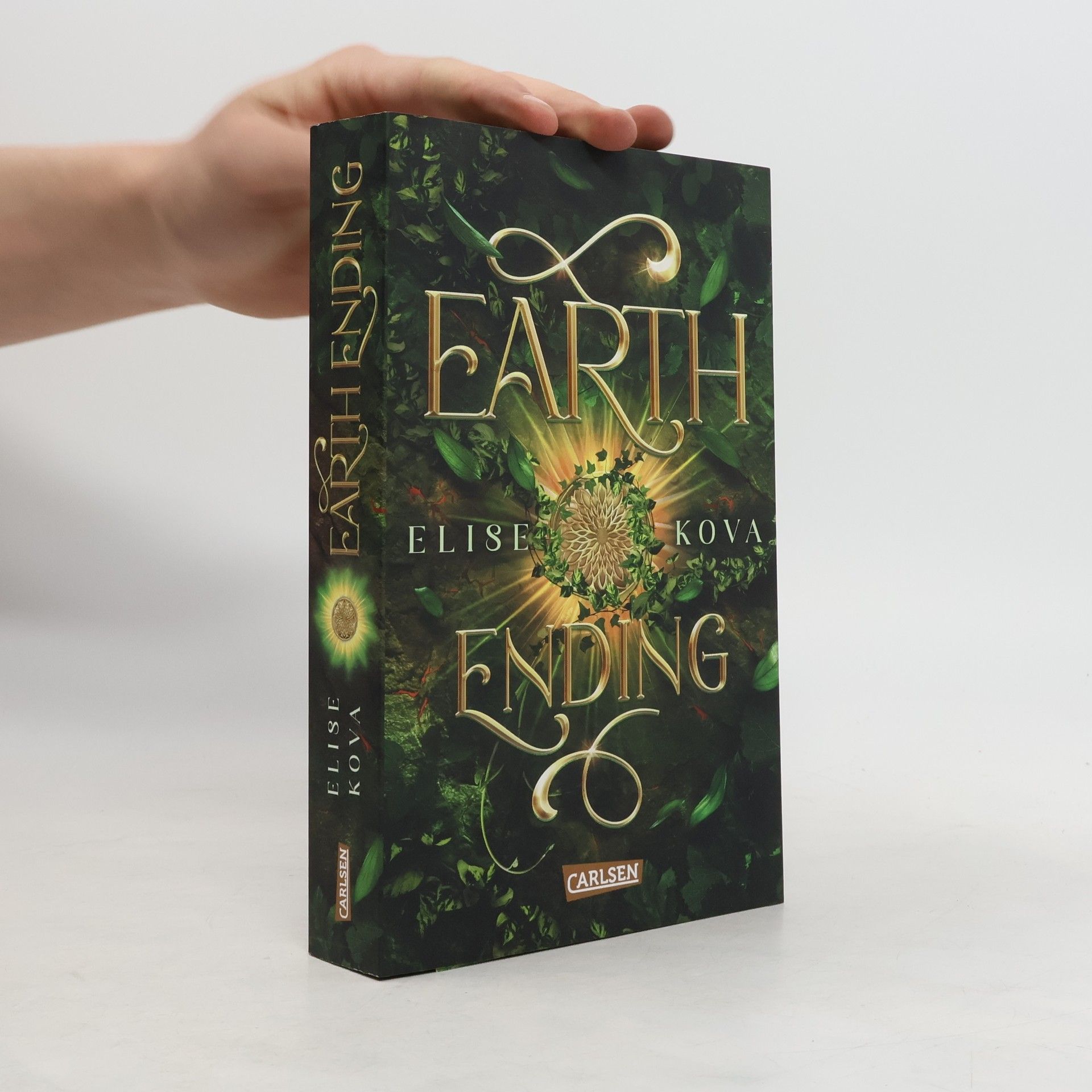 Elise Kova Earth Ending (Die Chroniken von Solaris 3)