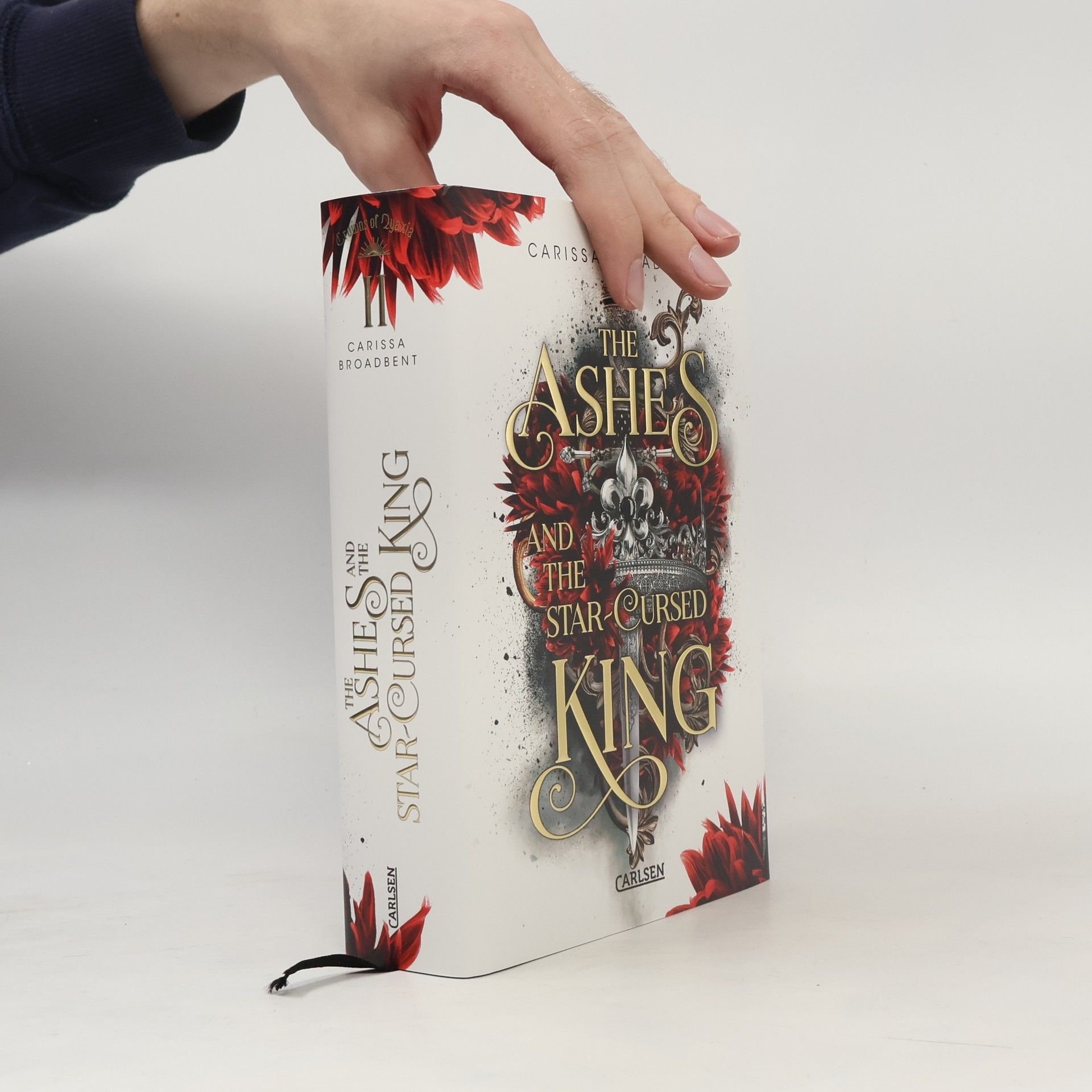 Carissa Broadbent The Ashes and the Star-Cursed King