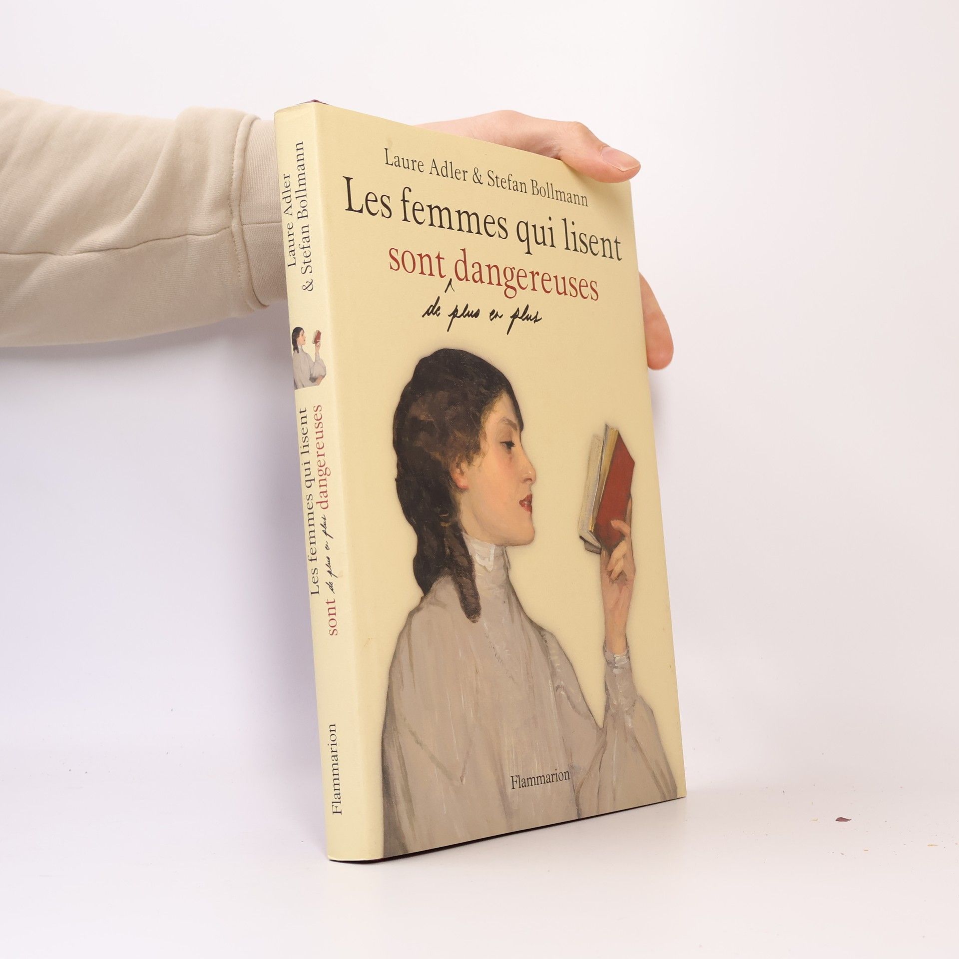 Les femmes qui lisent sont de plus en plus dangereuses