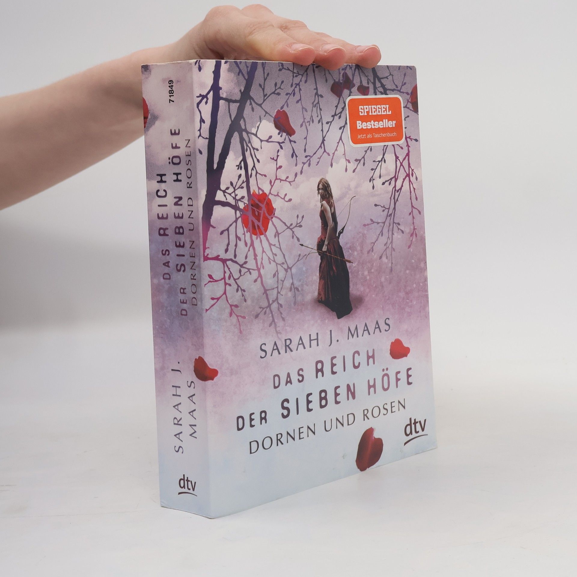 Sarah J. Maas Das Reich der sieben Höfe. Dornen und Rosen