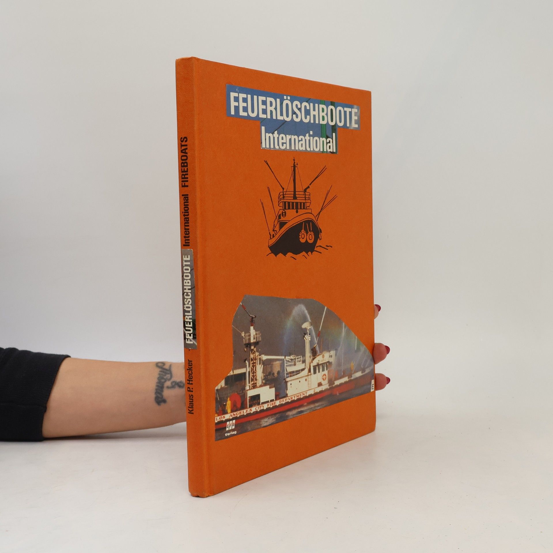 Klaus Hecker Feuerlöschboote international