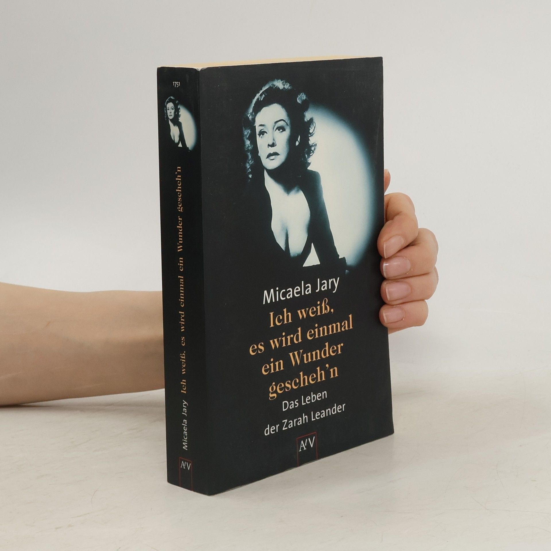 Ich weiß, es wird einmal ein Wunder gescheh'n