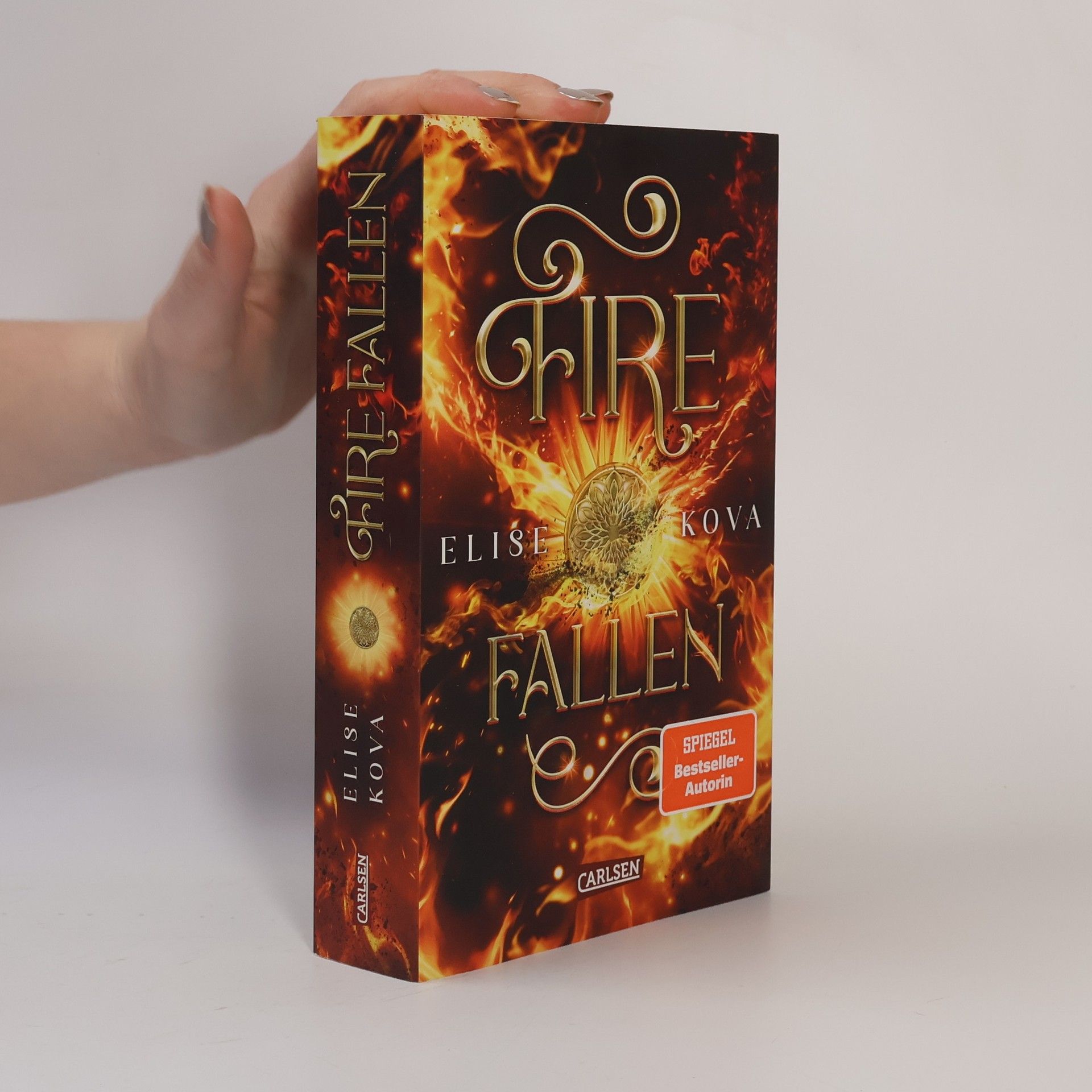 Elise Kova Fire fallen