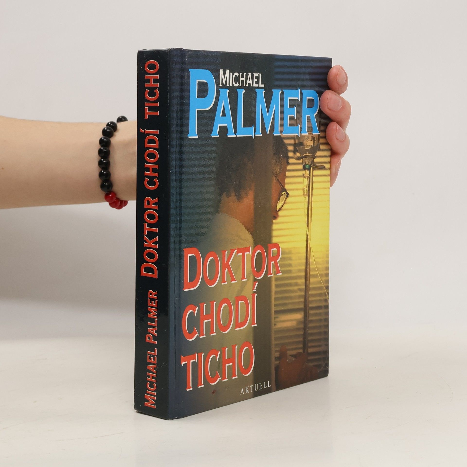 Michael Palmer Doktor chodí ticho