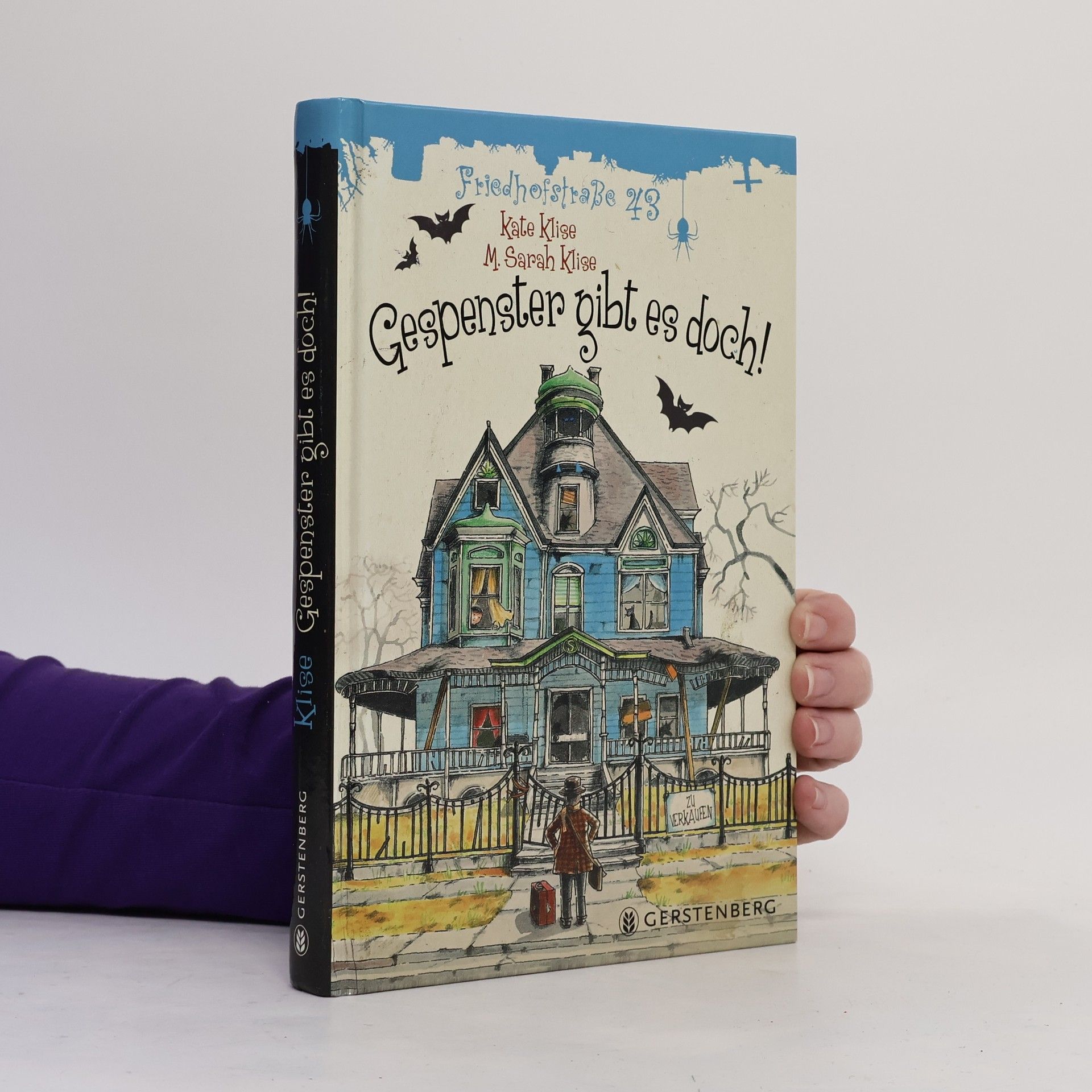 Friedhofstraße 43. Gespenster gibt es doch!