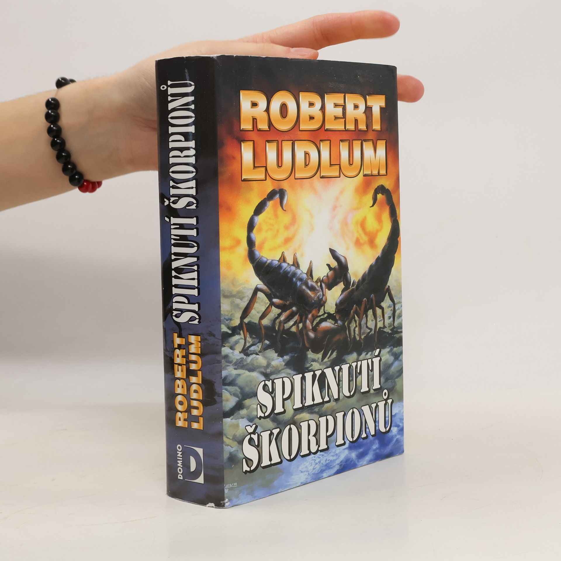 Robert Ludlum Spiknutí škorpionů