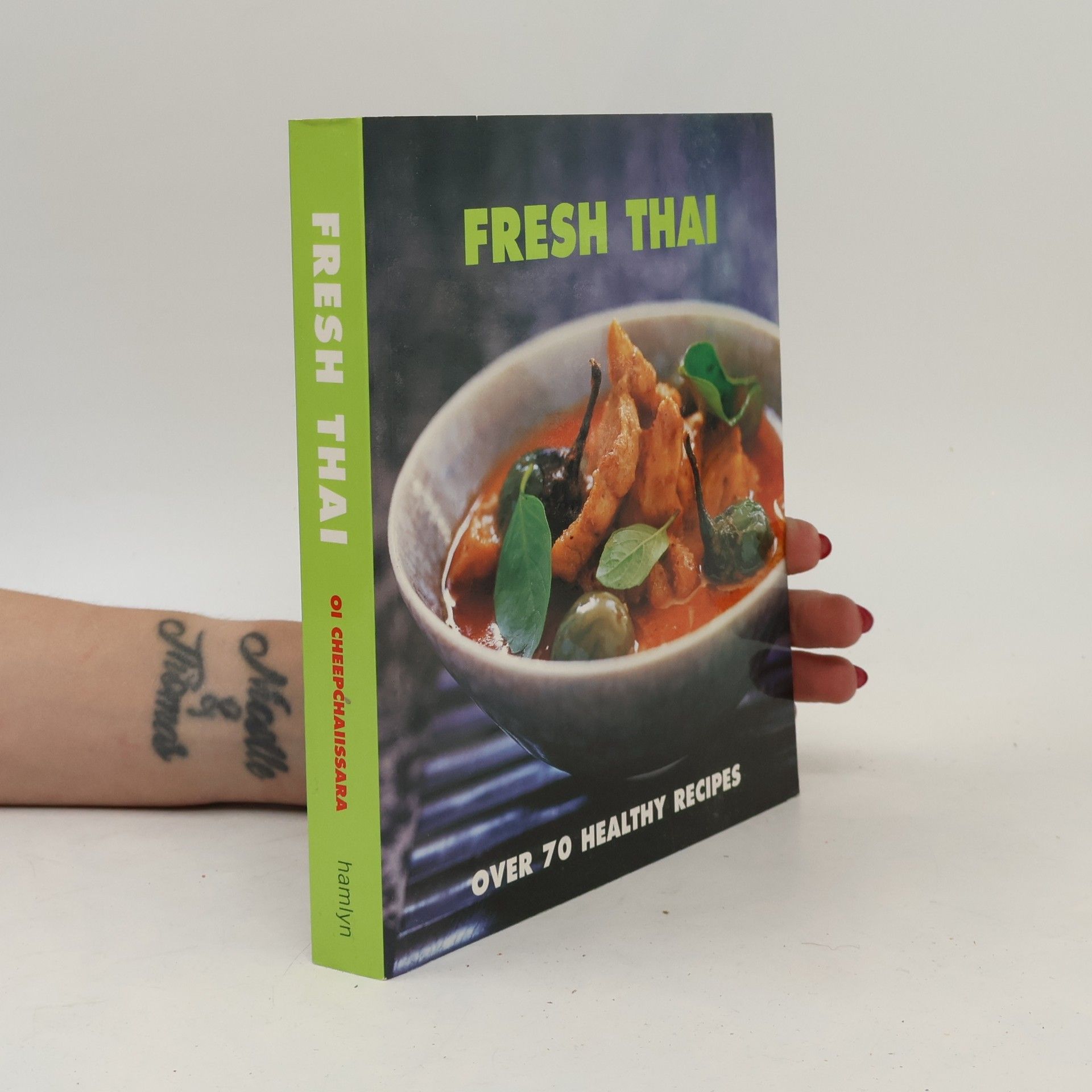 Oi Cheepchaiissara Fresh Thai