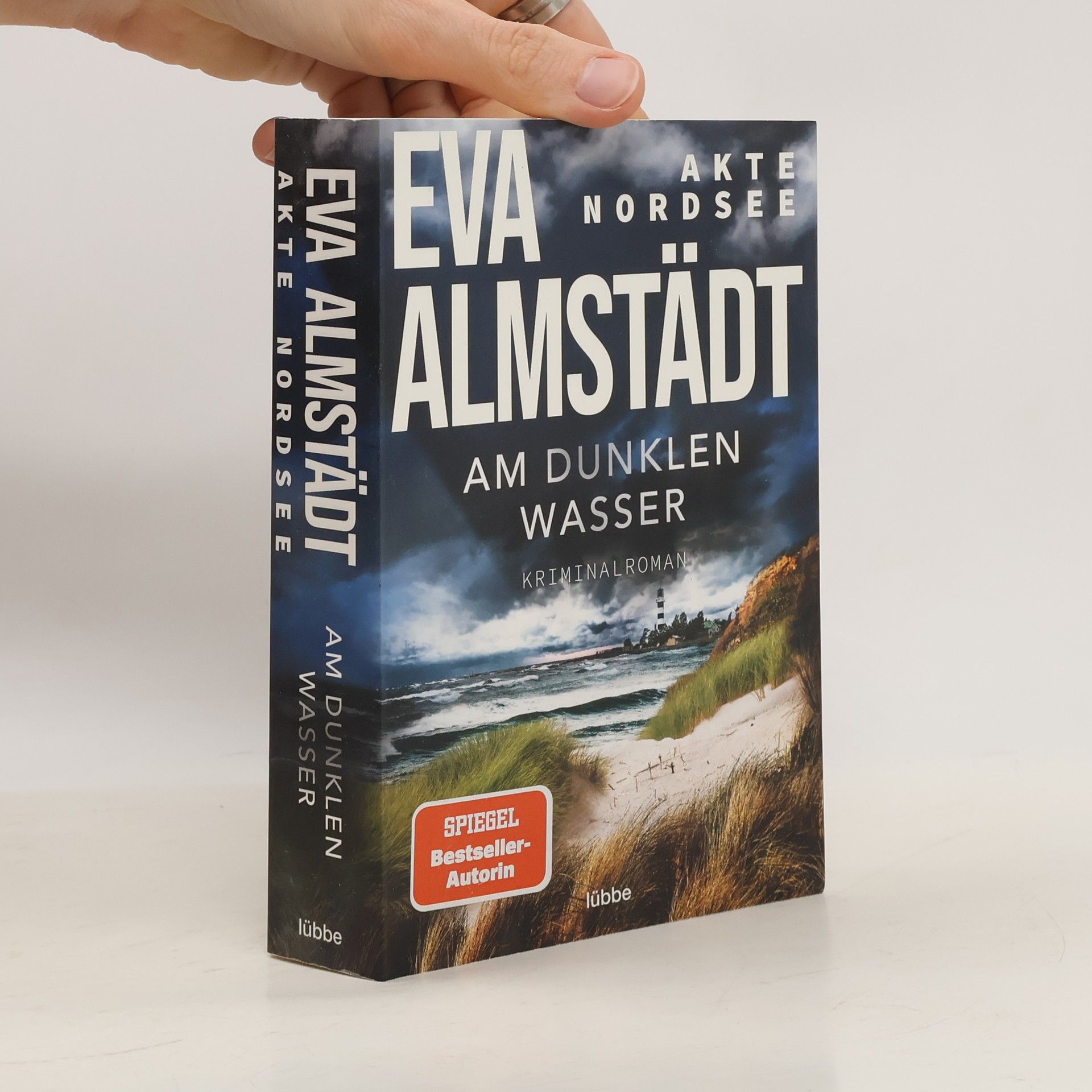Eva Almstädt Akte Nordsee - am dunklen Wasser