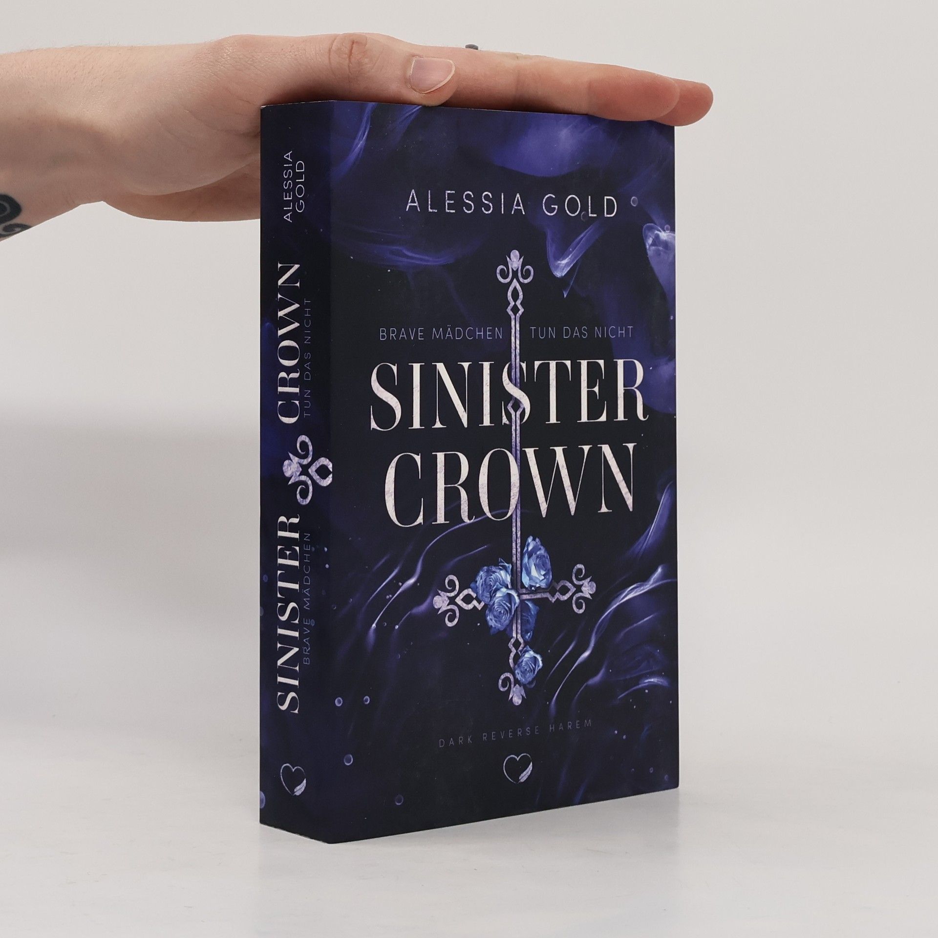 Alessia Gold Sinister Crown
