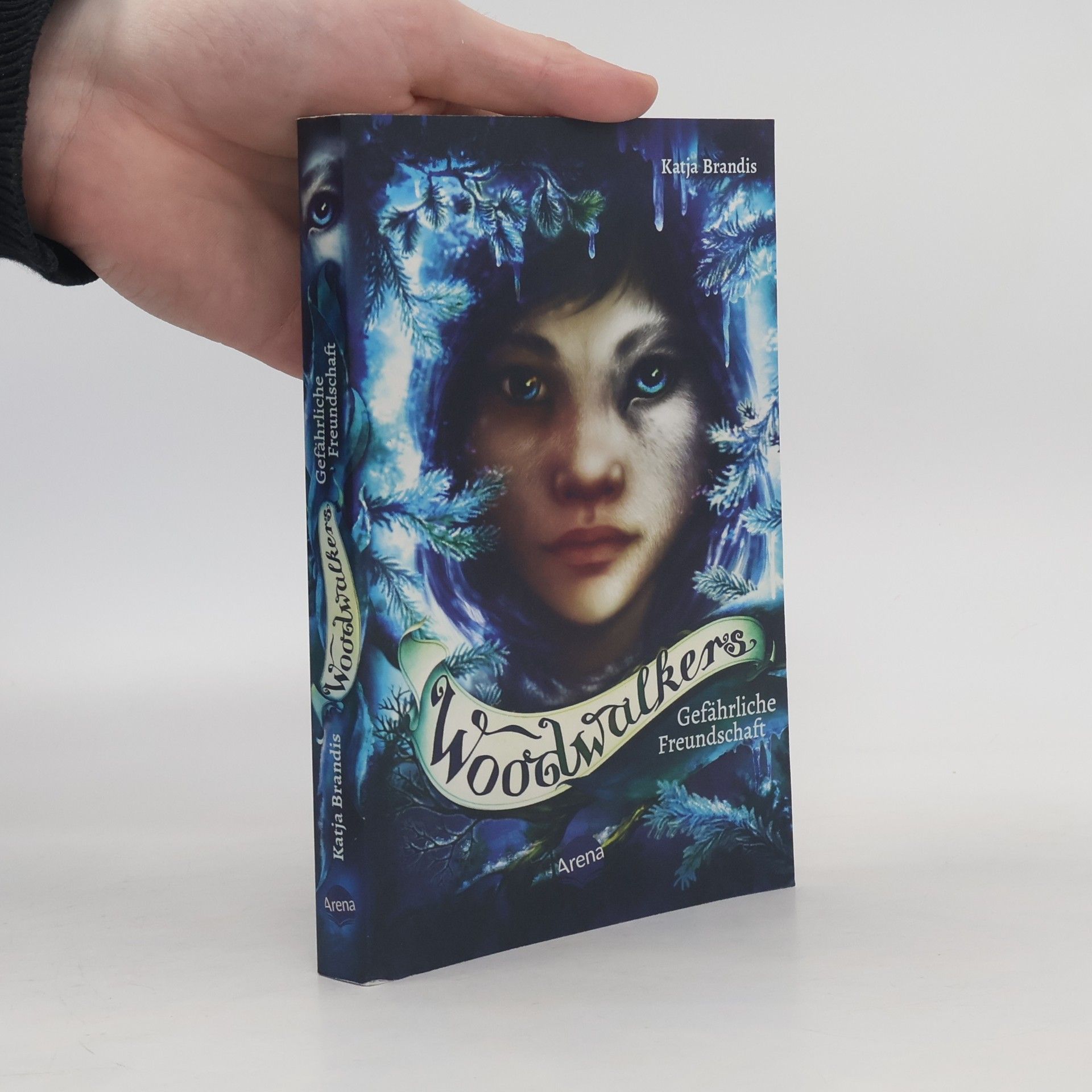 Katja Brandis Woodwalkers (2). Gefährliche Freundschaft