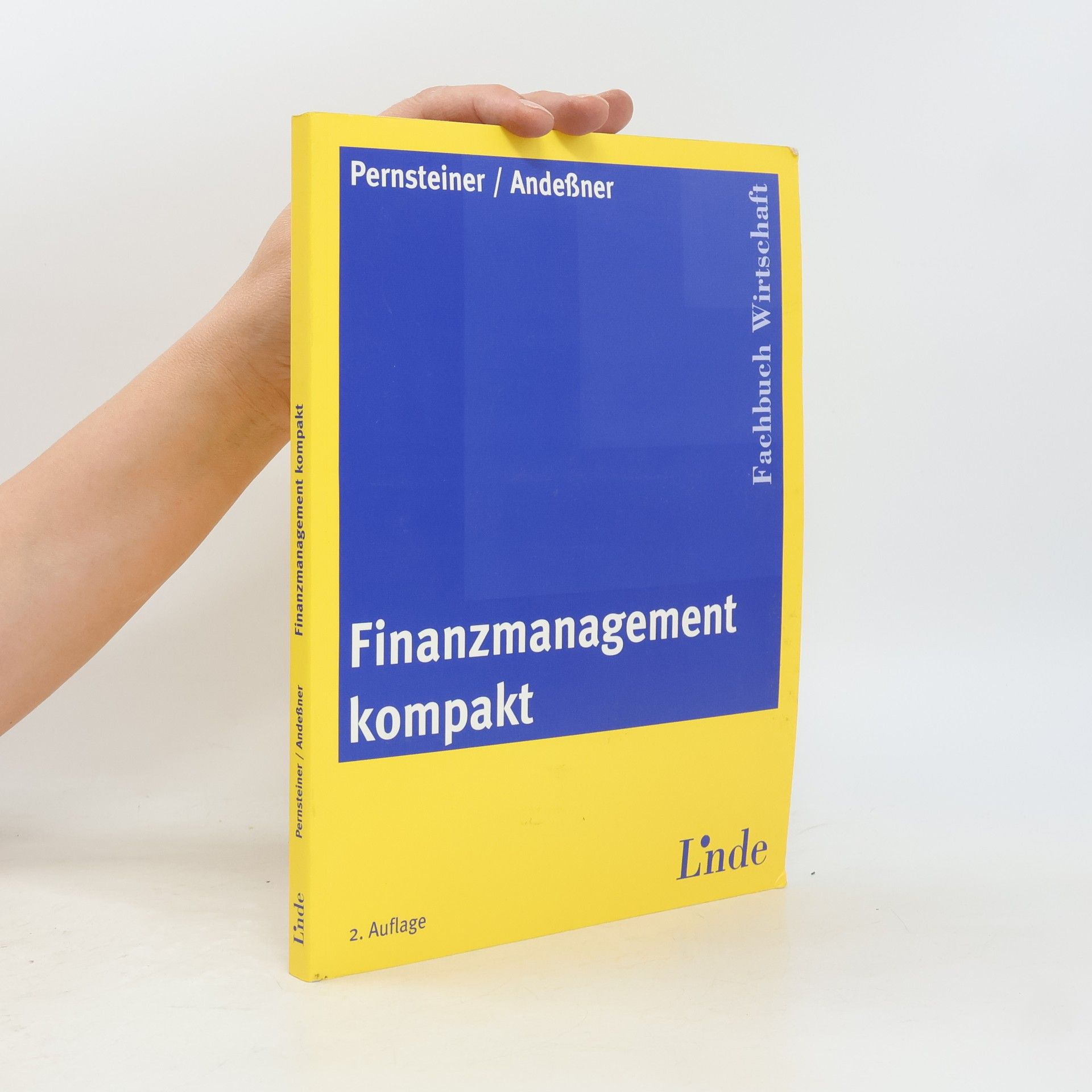 Helmut Pernsteiner Finanzmanagement kompakt