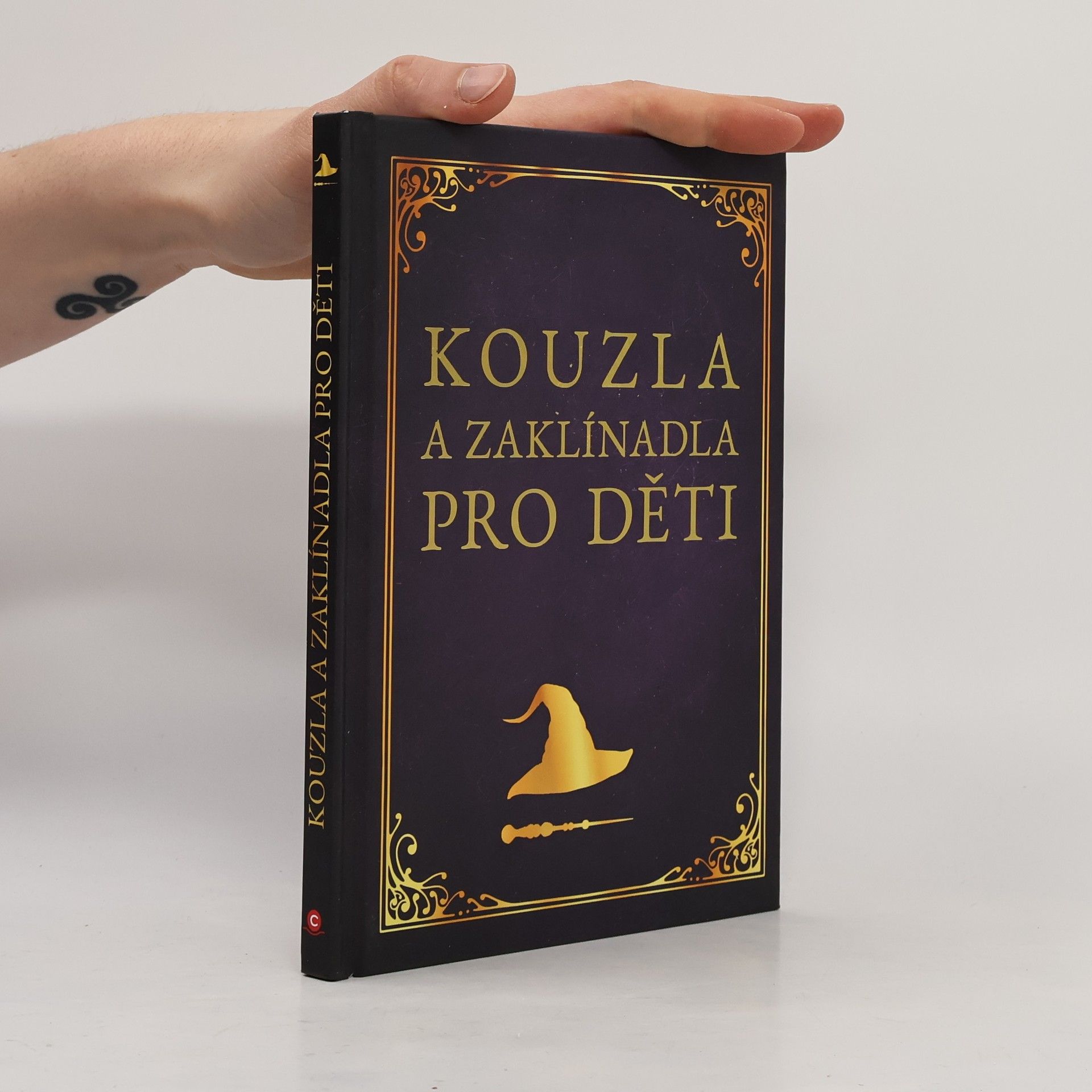 Zuzana Neubauerová Kouzla a zaklínadla pro děti