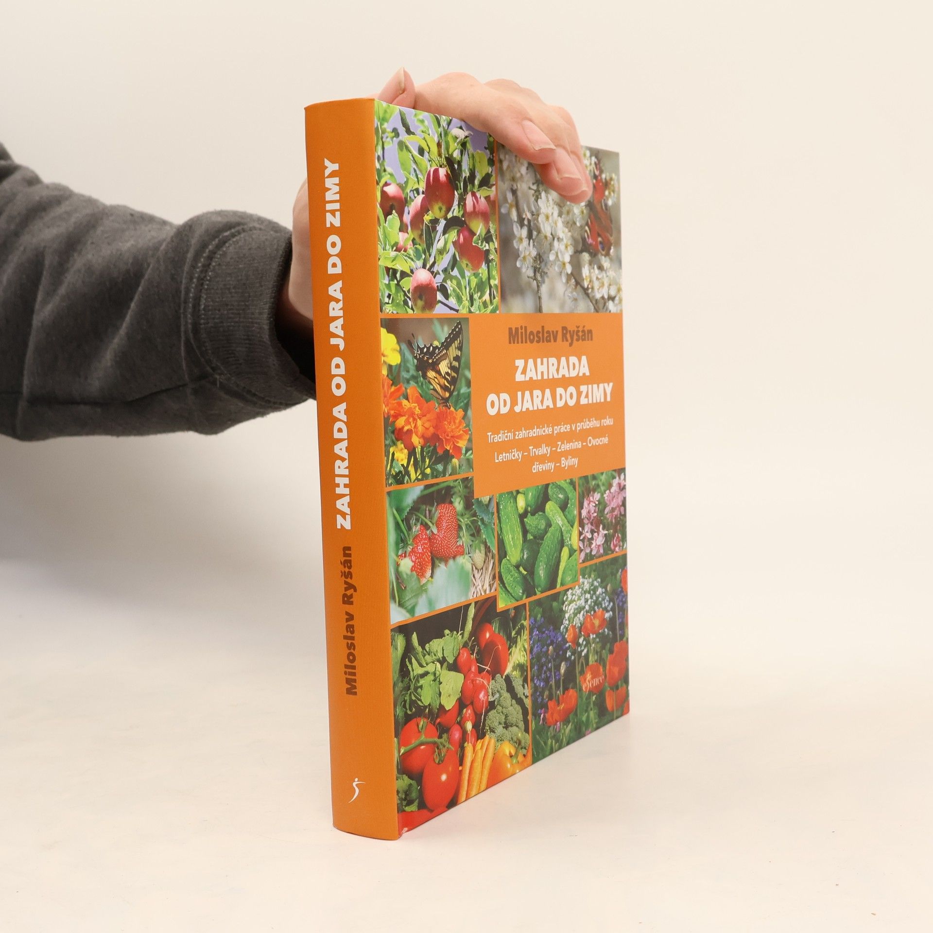 Miloslav Ryšán Zahrada od jara do zimy