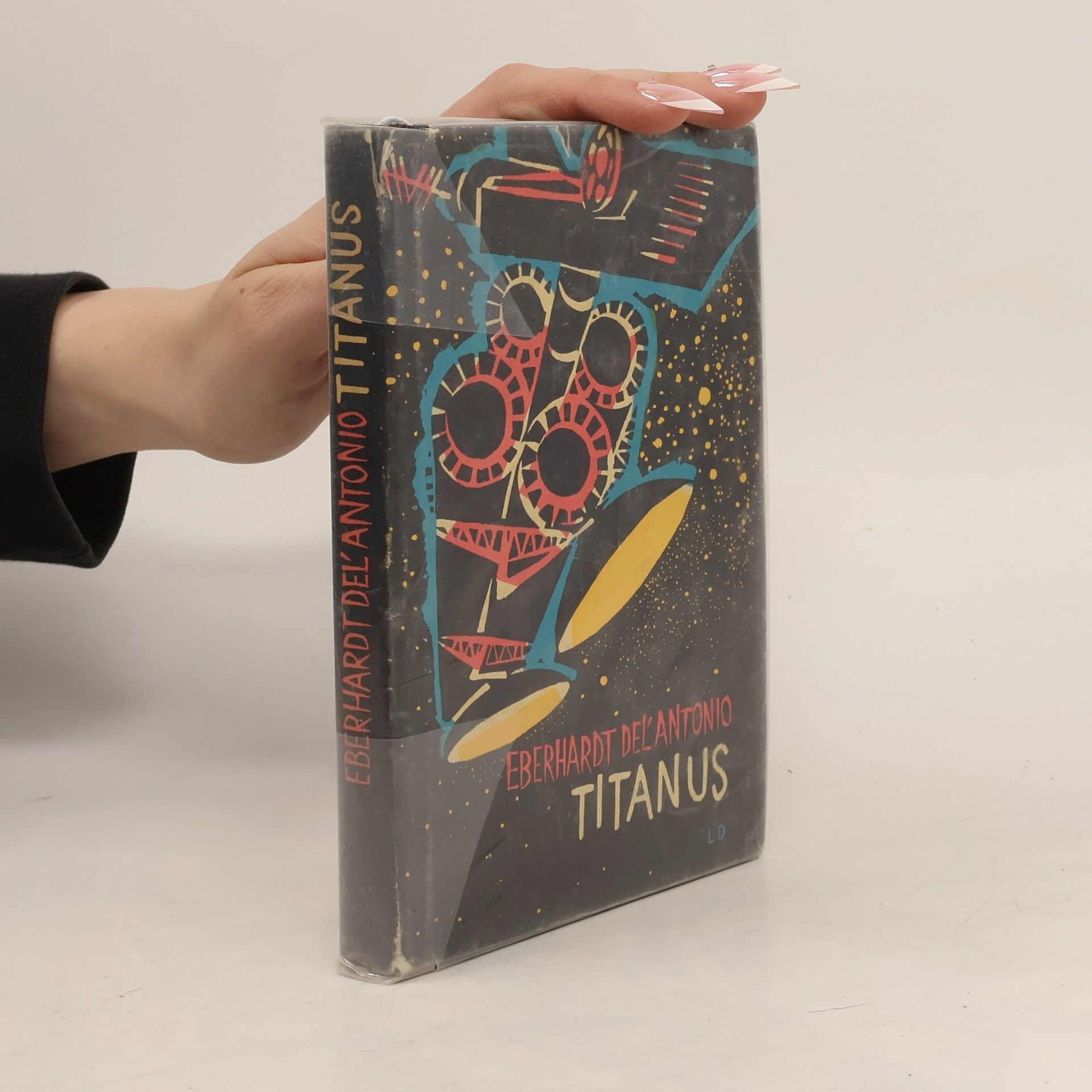 Eberhardt Deľantonio Titanus