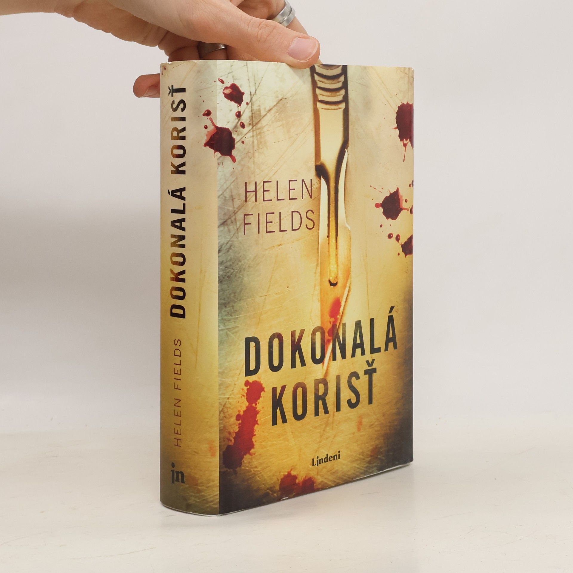 Helen Fields Dokonalá kořist