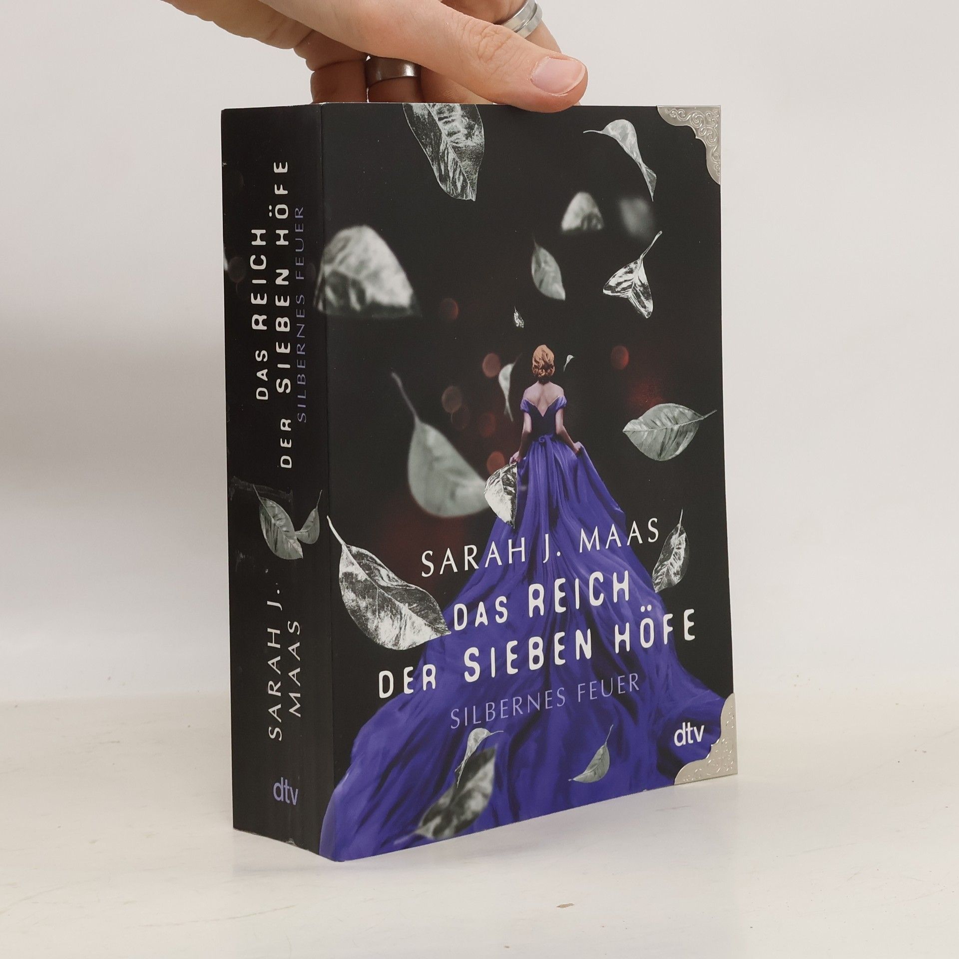 Sarah J. Maas Das Reich der sieben Höfe – Silbernes Feuer