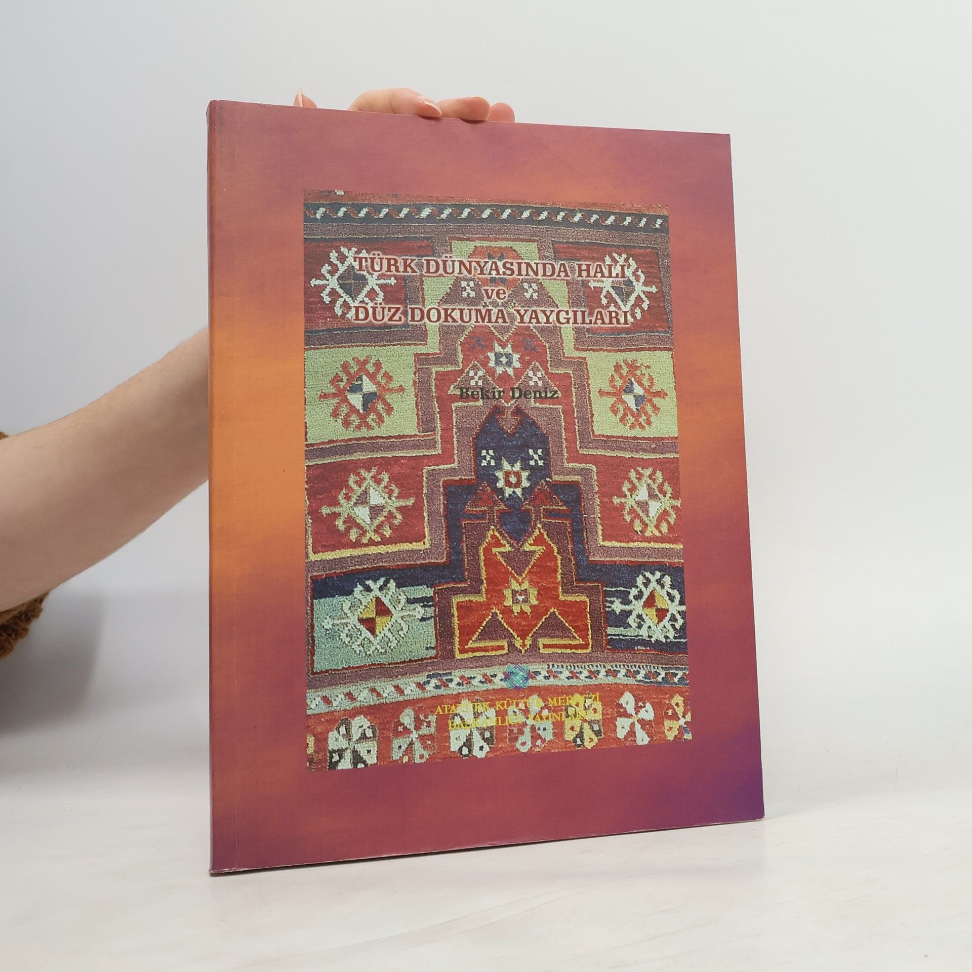 Bekir Deniz Türk Dünyasında Halı ve Düz Dokuma Yaygıları