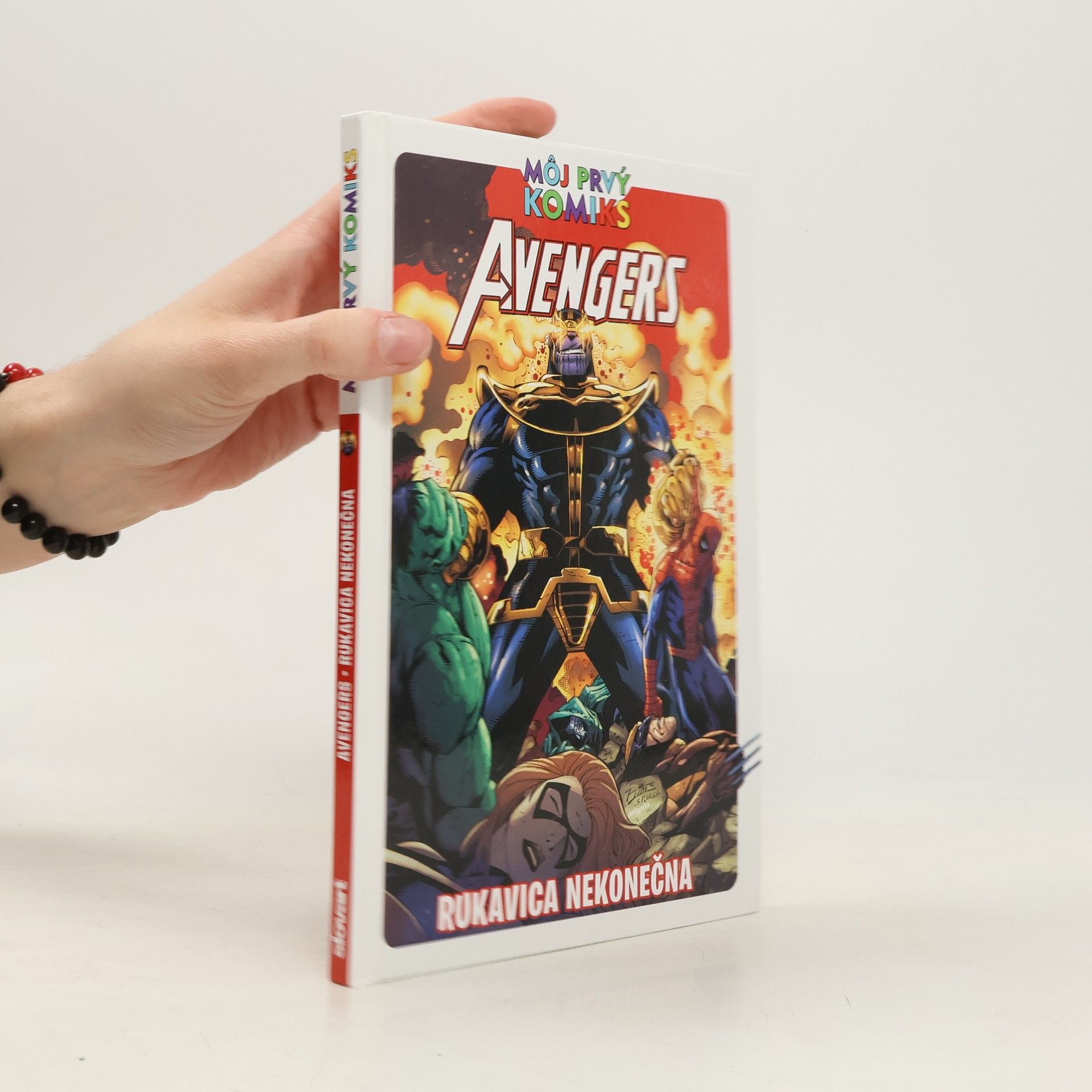 Lee Black Avengers: Rukavica nekonečna