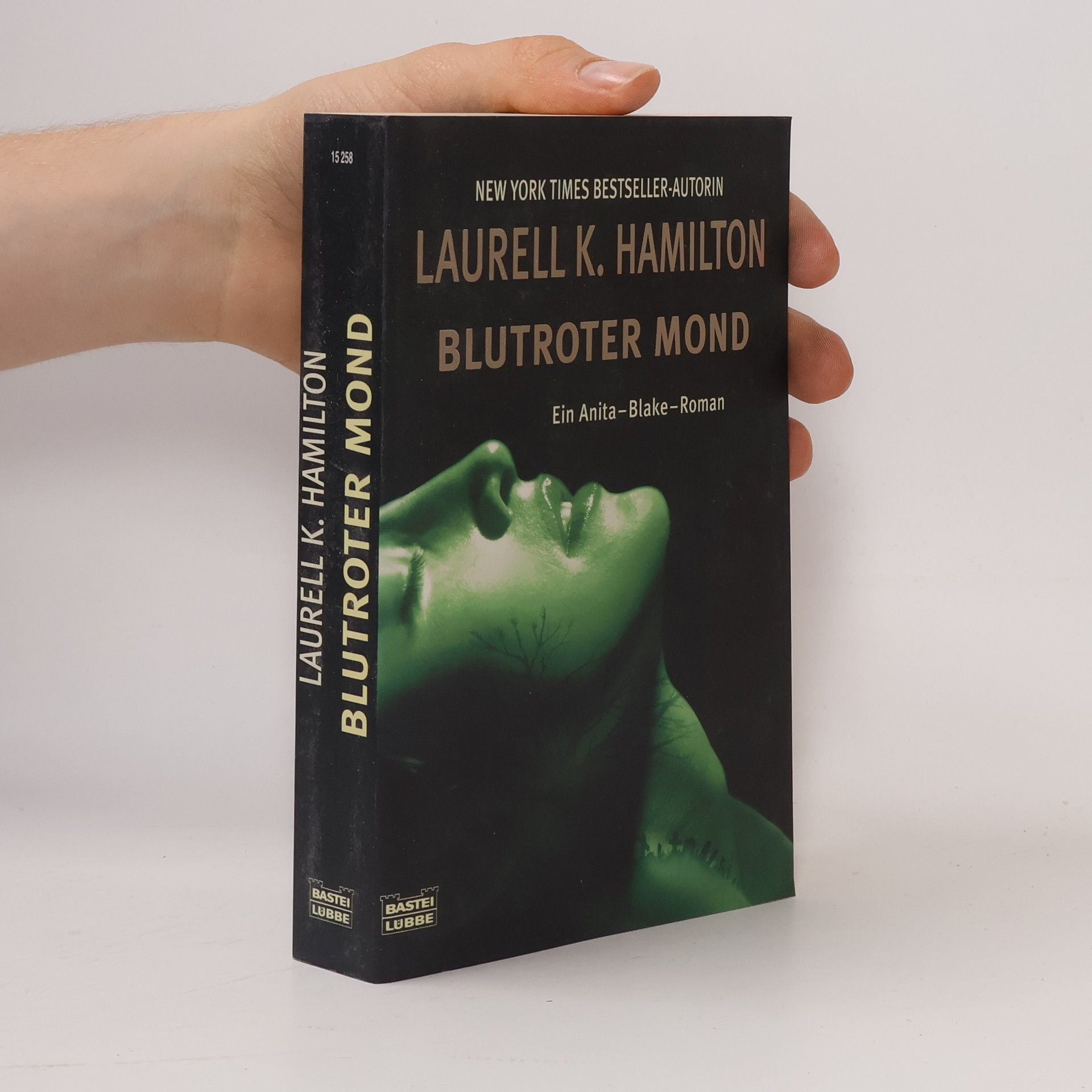 Laurell K. Hamilton Blutroter Mond