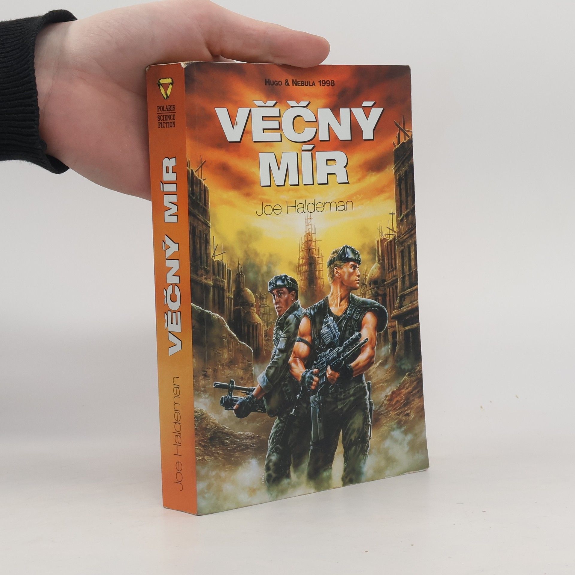 Joe Haldeman Věčný mír