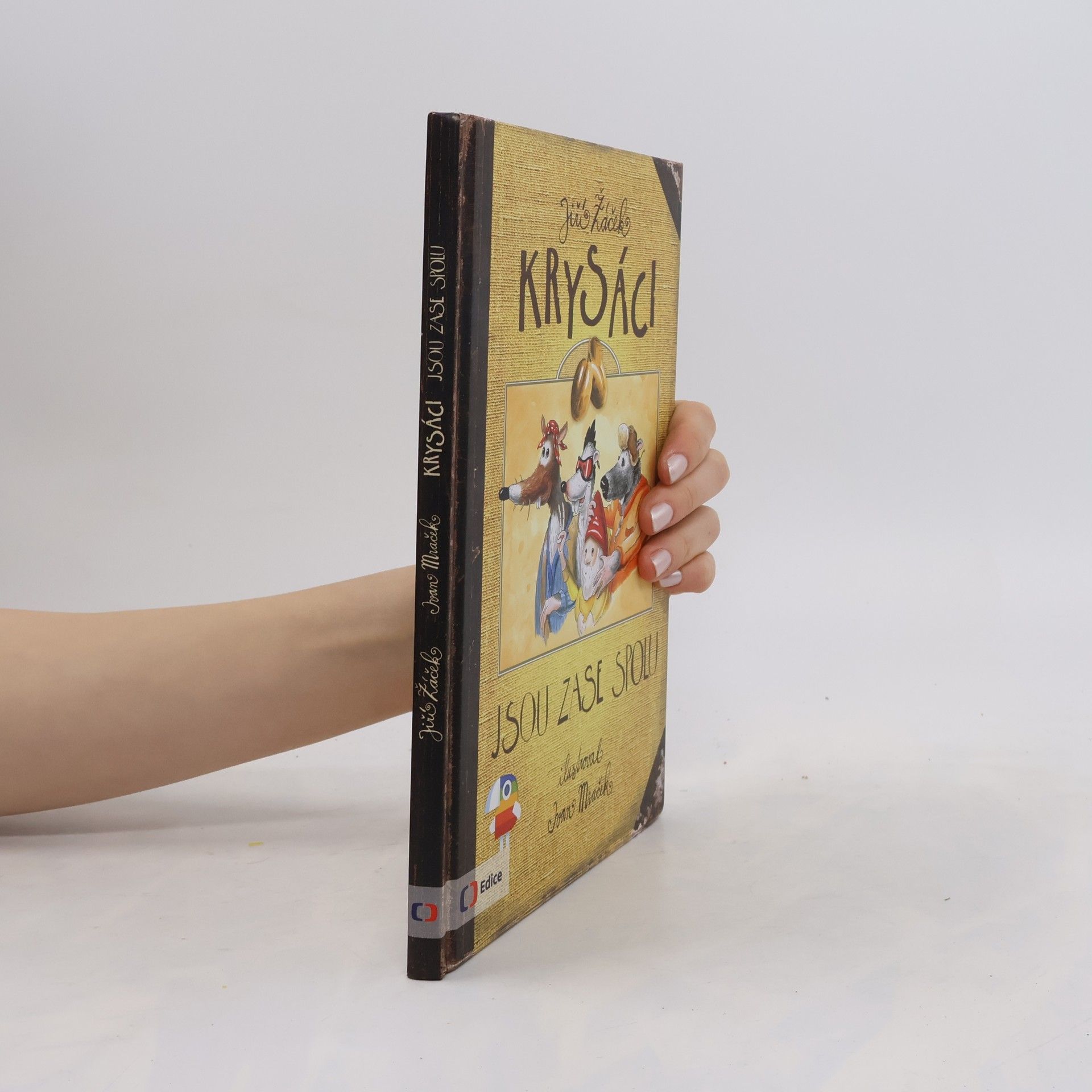 Krysáci jsou zase spolu