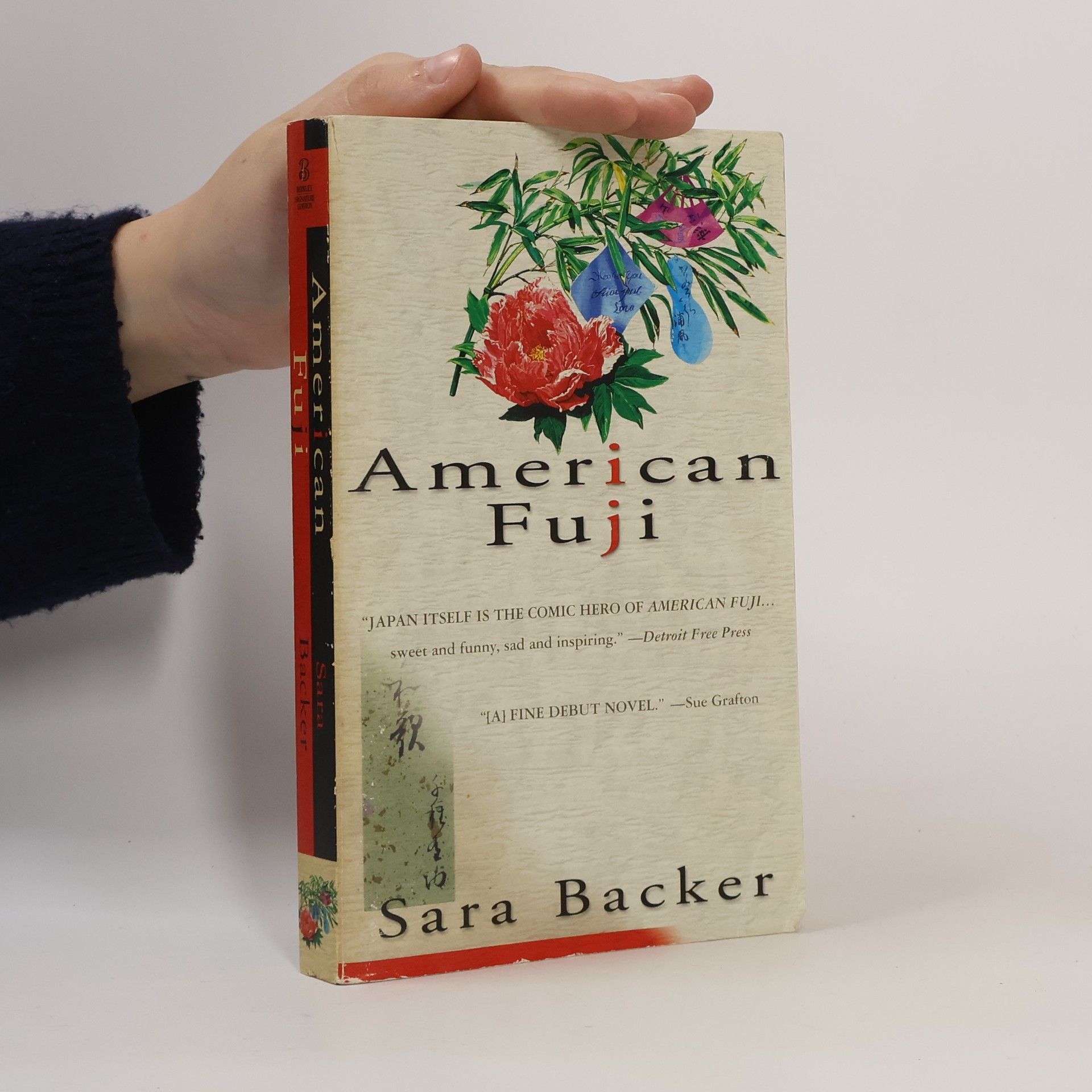 Sara Backer American Fuji