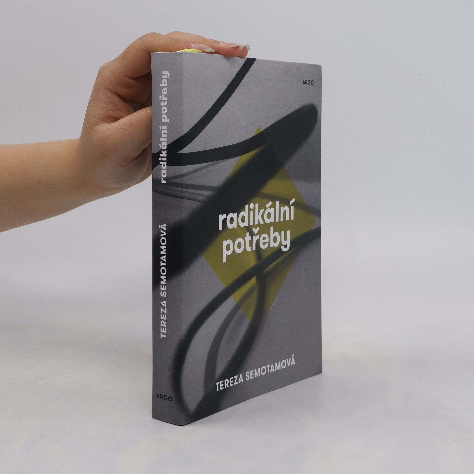 Tereza Semotamová Radikální potřeby