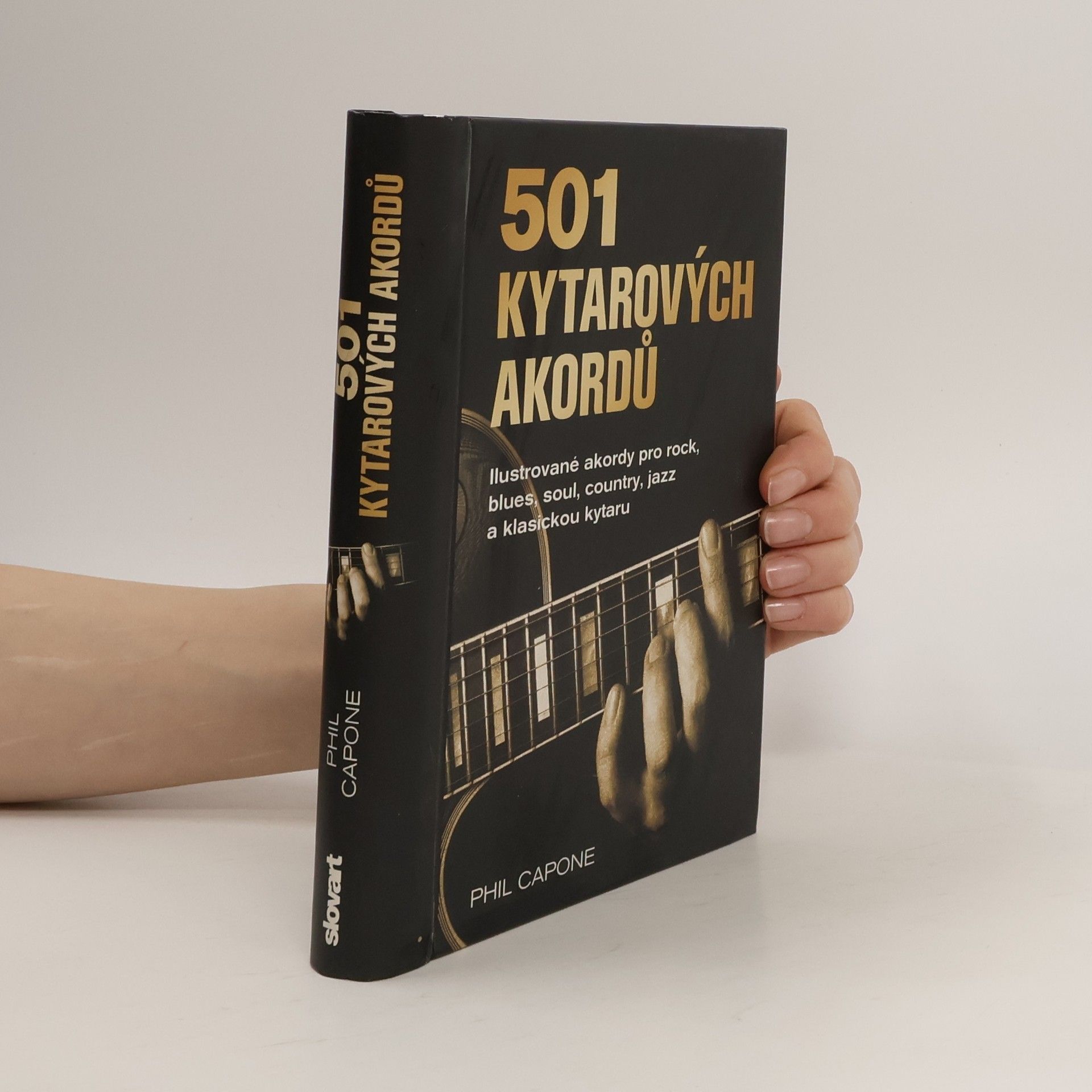 Phil Capone 501 kytarových akordů