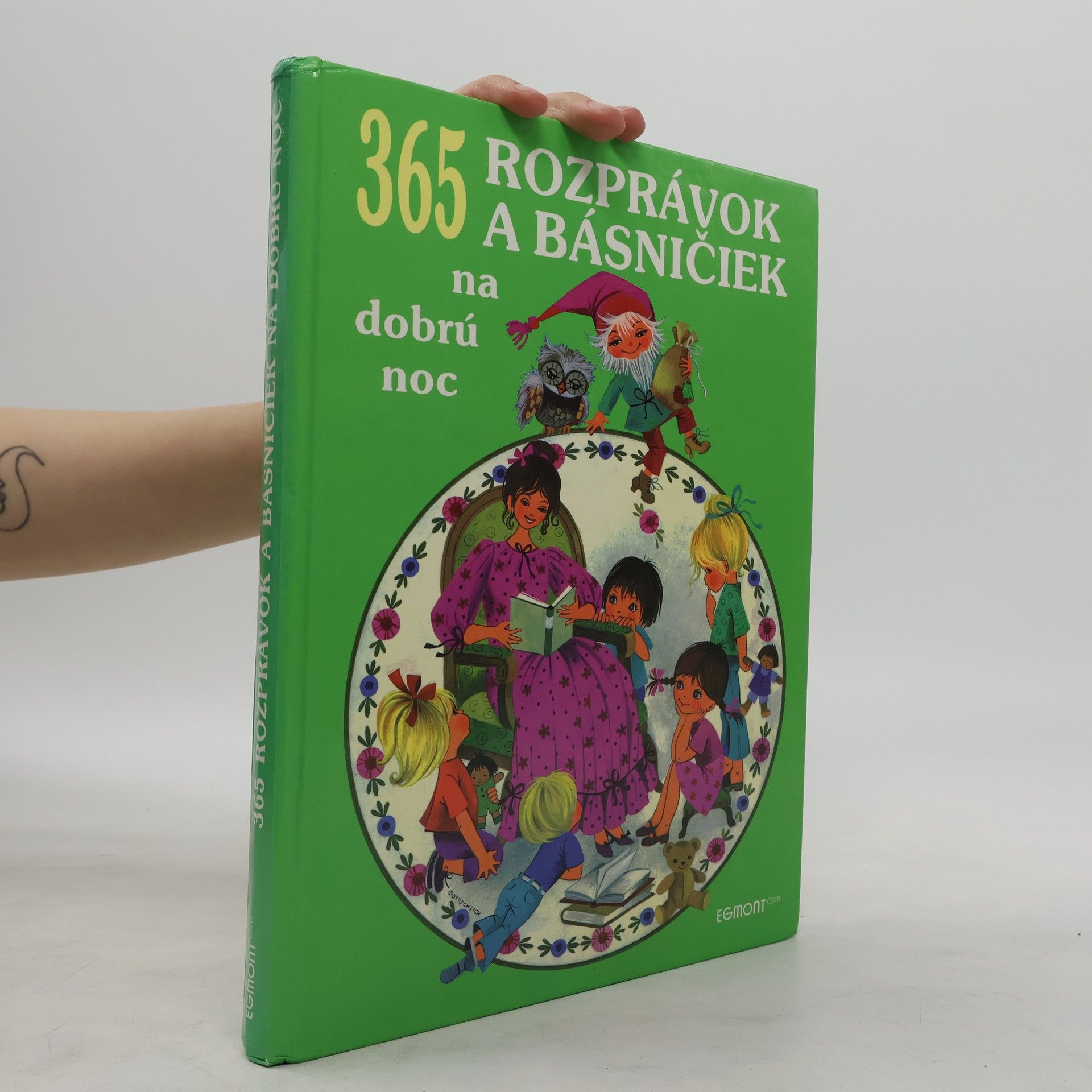 Valéria Malíková 365 rozprávok a básničiek na dobrú noc