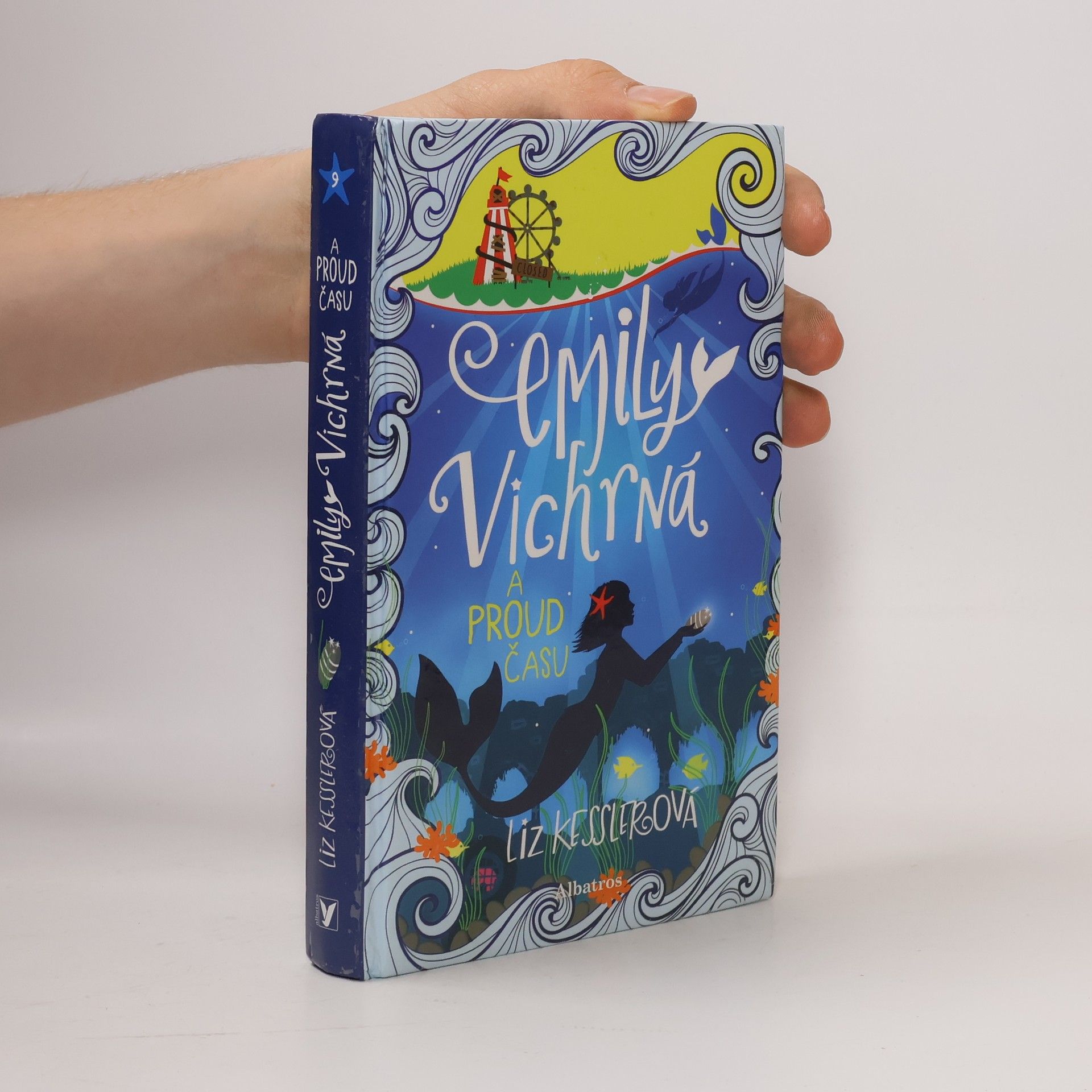 Liz Kessler Emily Vichrná a proud času