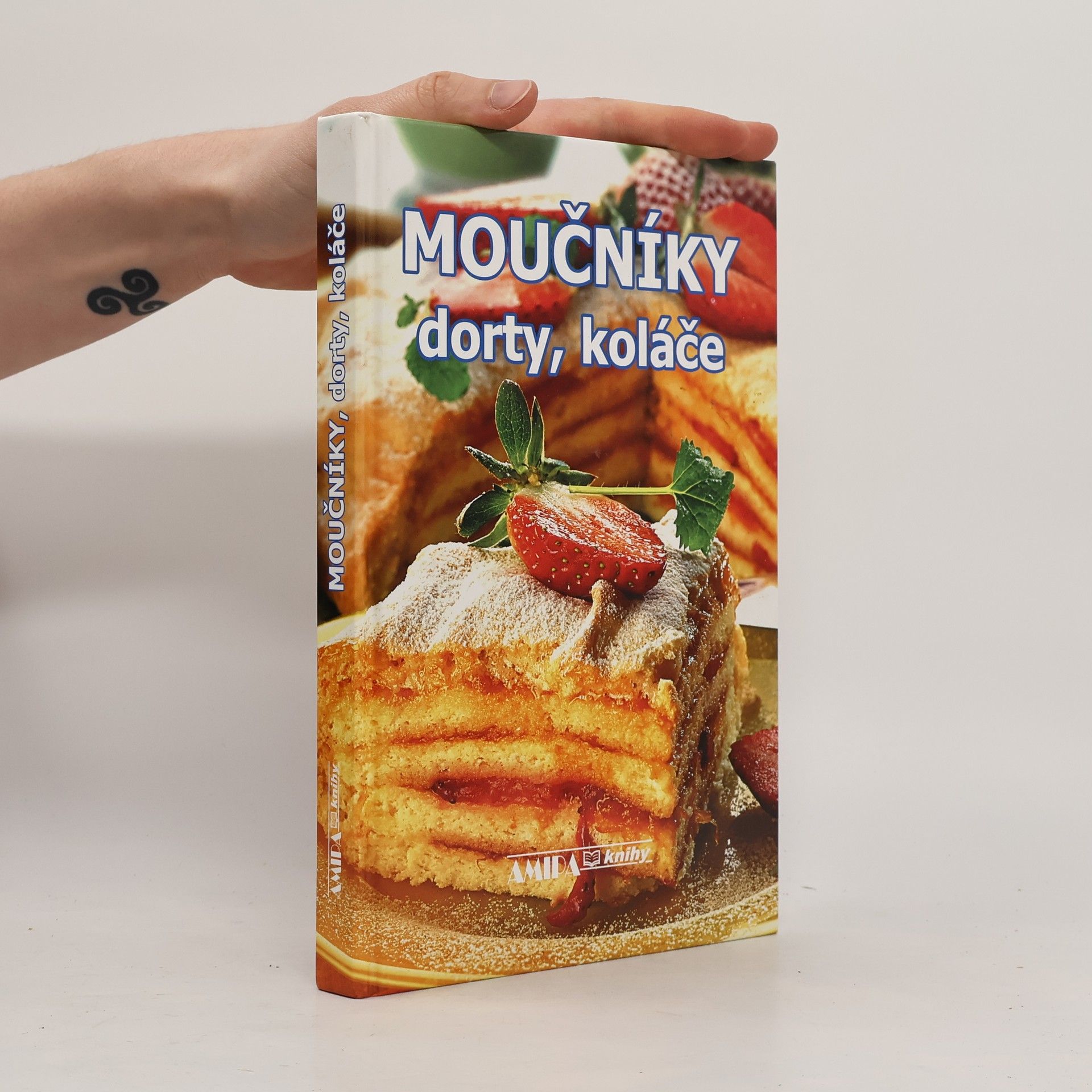 Kateřina Navarová Moučníky, dorty, koláče