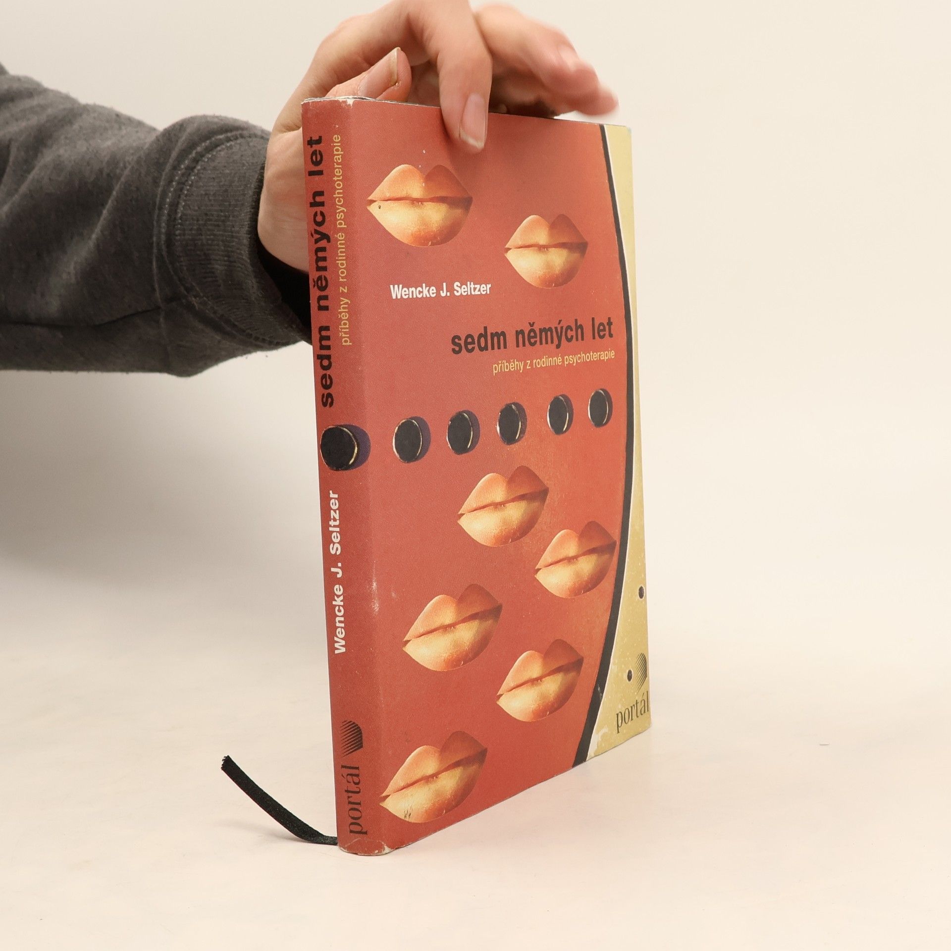 Wencke J. Seltzer Sedm němých let. Příběhy z rodinné psychoterapie