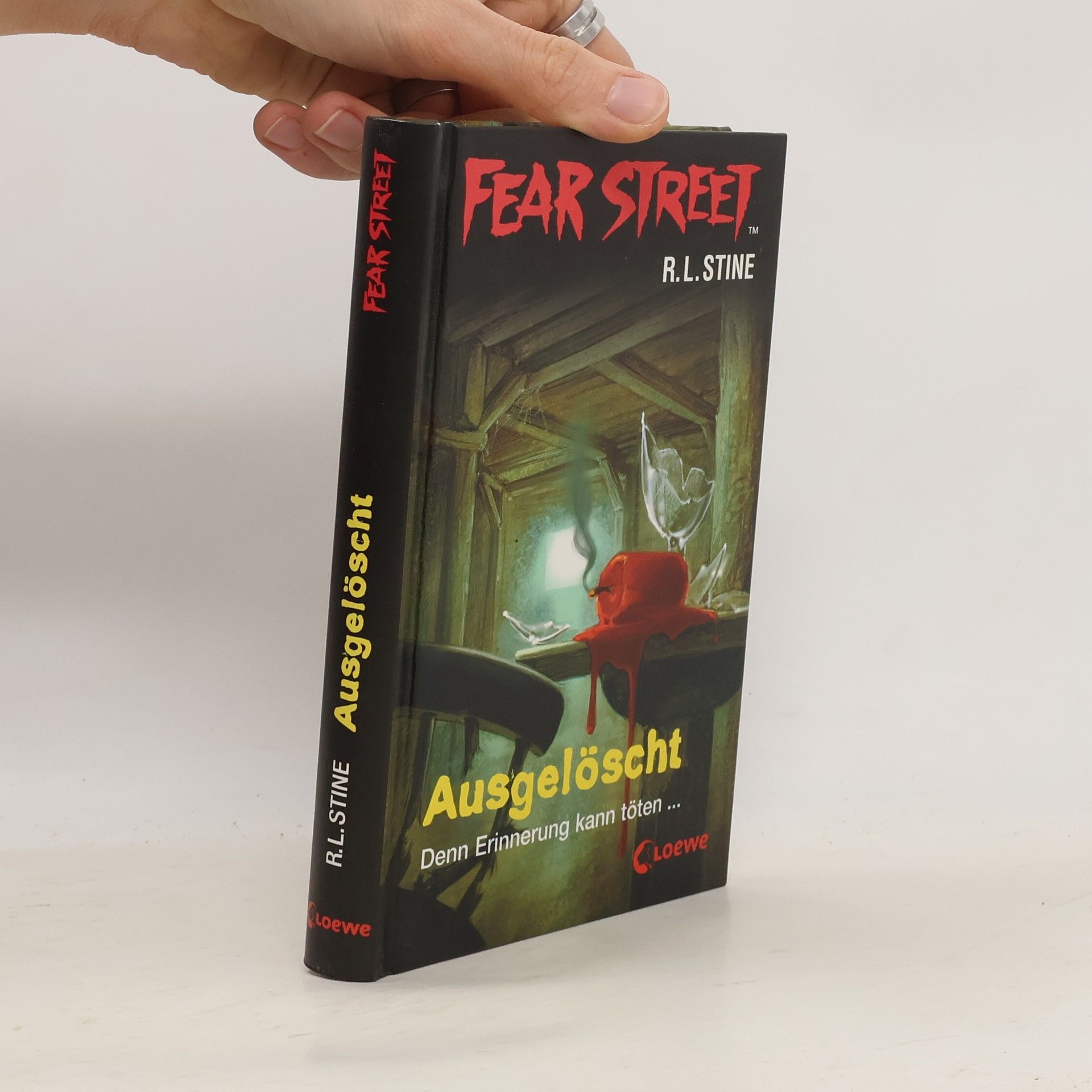 R. L. Stine Fear Street. Ausgelöscht