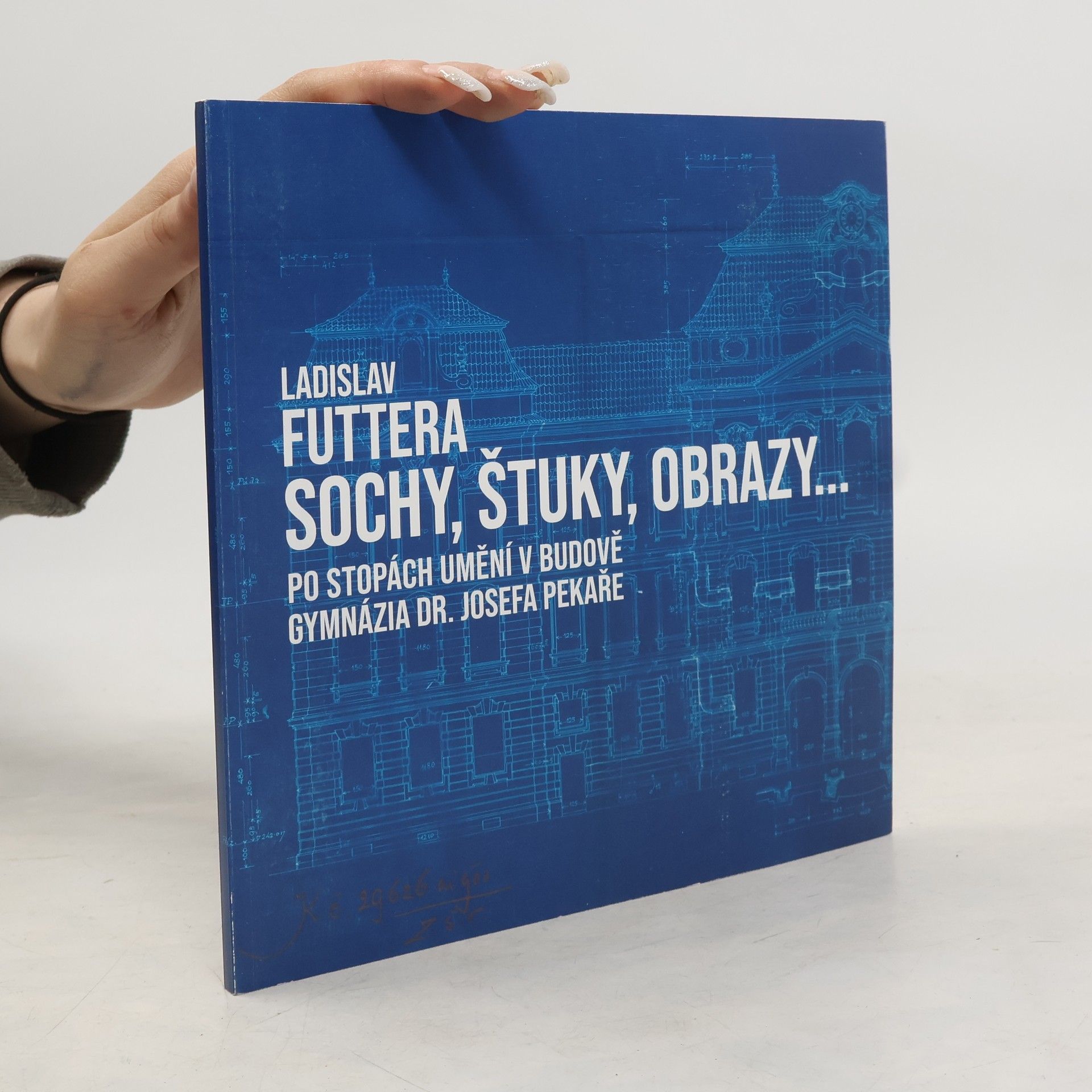 Sochy, štuky, obrazy...