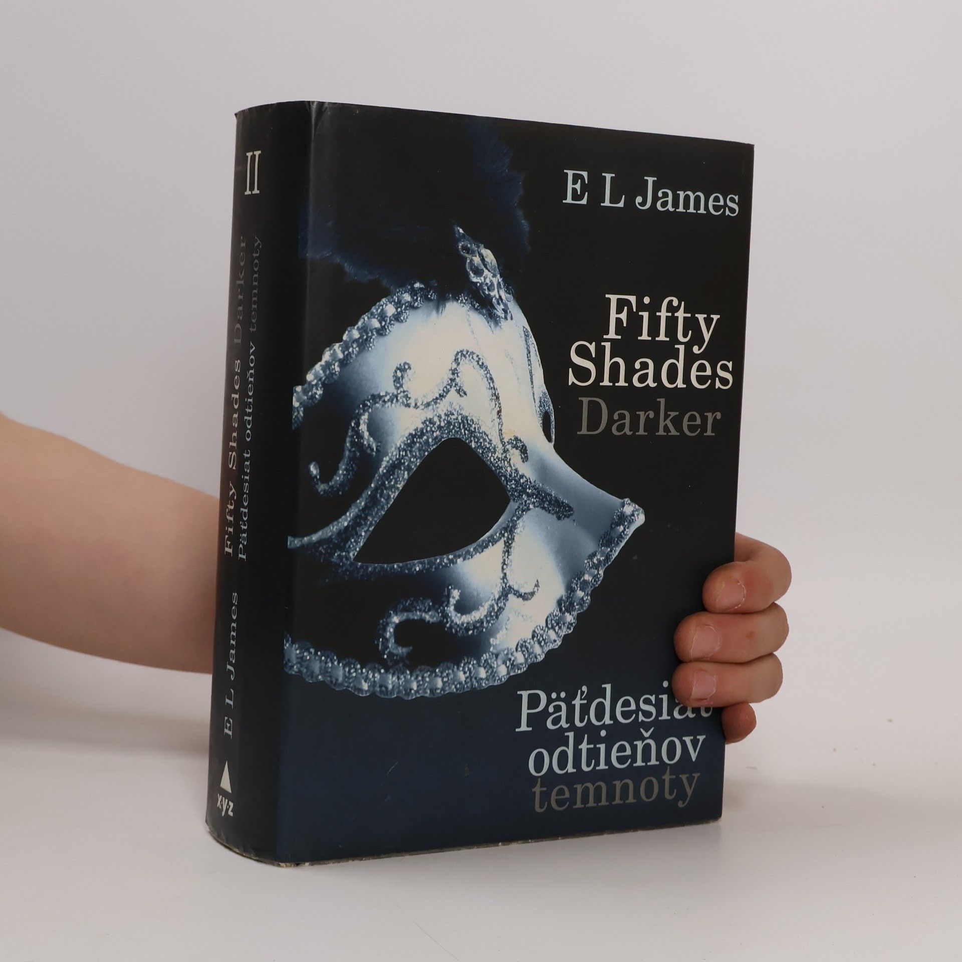 E. L. James Päťdesiat odtieňov temnoty