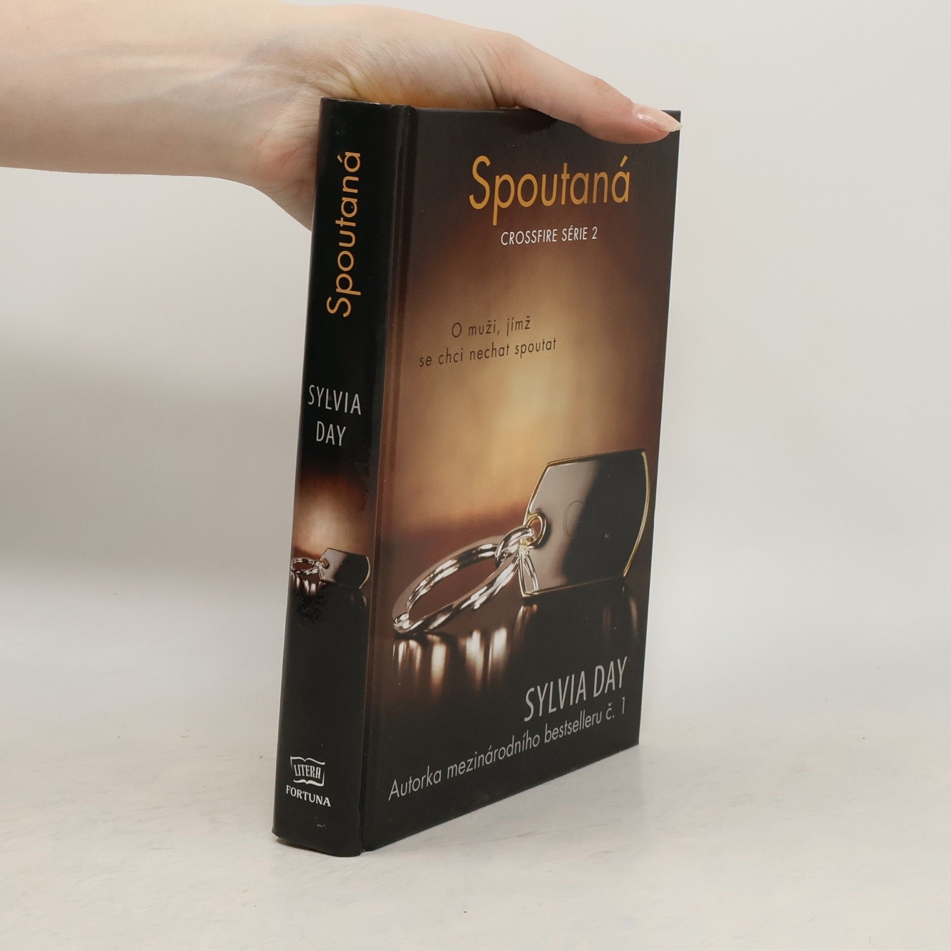 Sylvia Day Spoutaná
