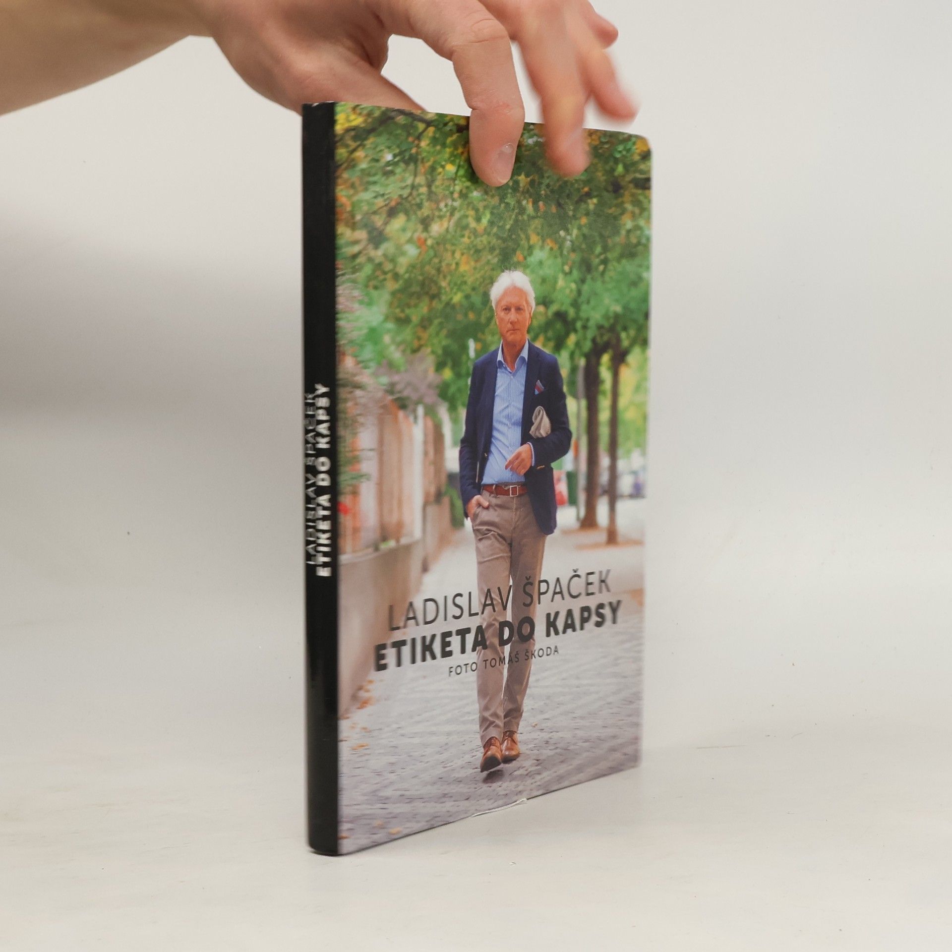 Tomáš Škoda Etiketa do kapsy
