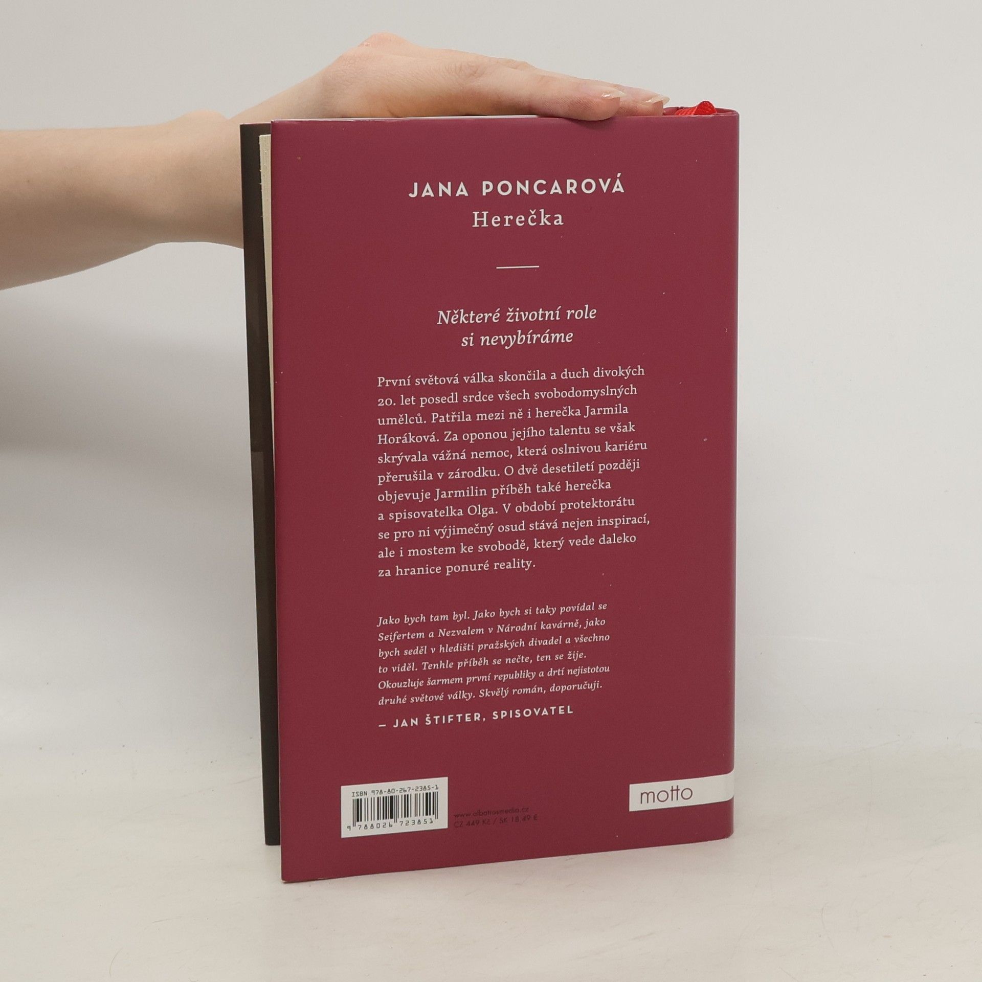 Jana Poncarová Herečka : múza první republiky