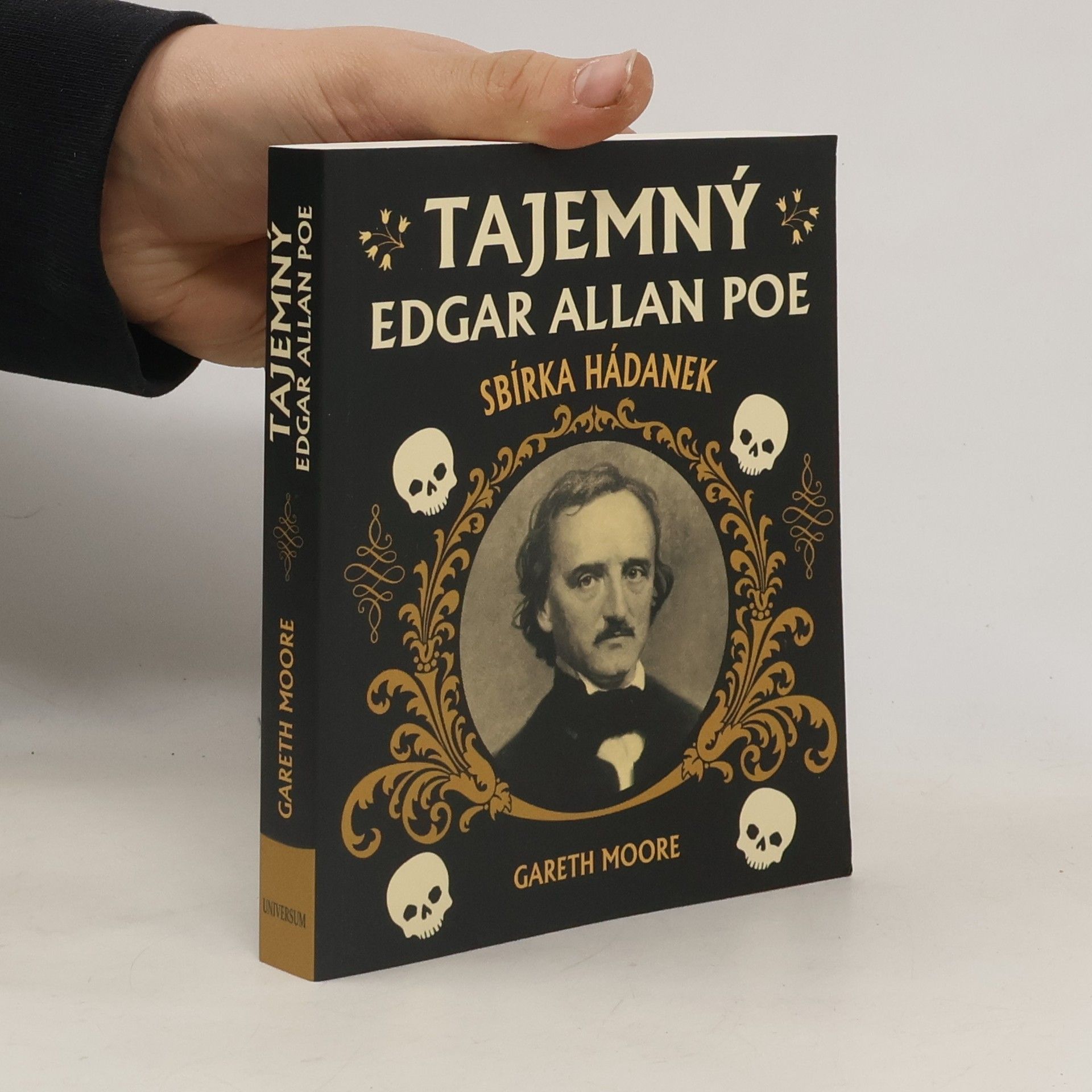 Gareth Moore Tajemný Edgar Allan Poe: sbírka hádanek