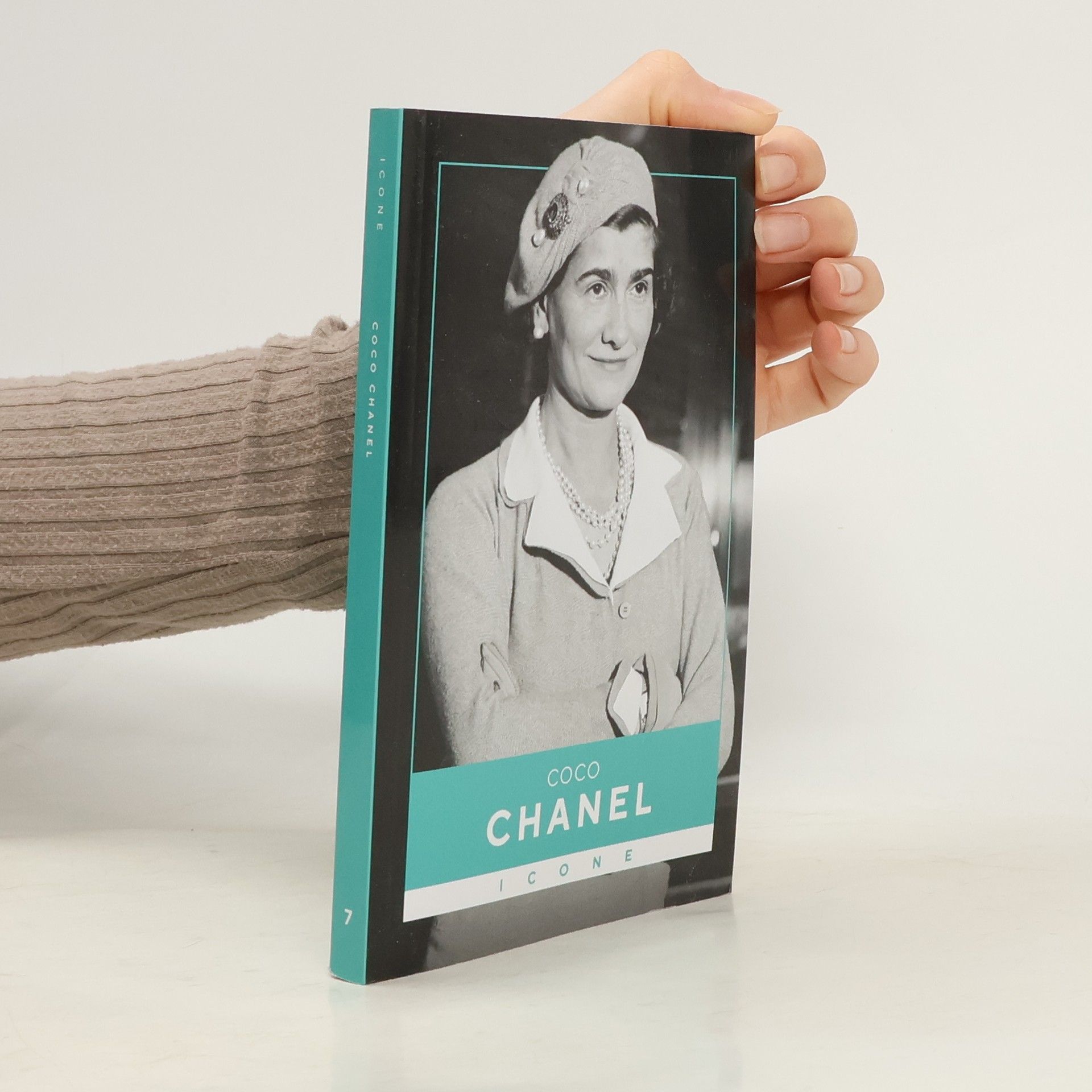 Various authors Icone 7. Coco Chanel