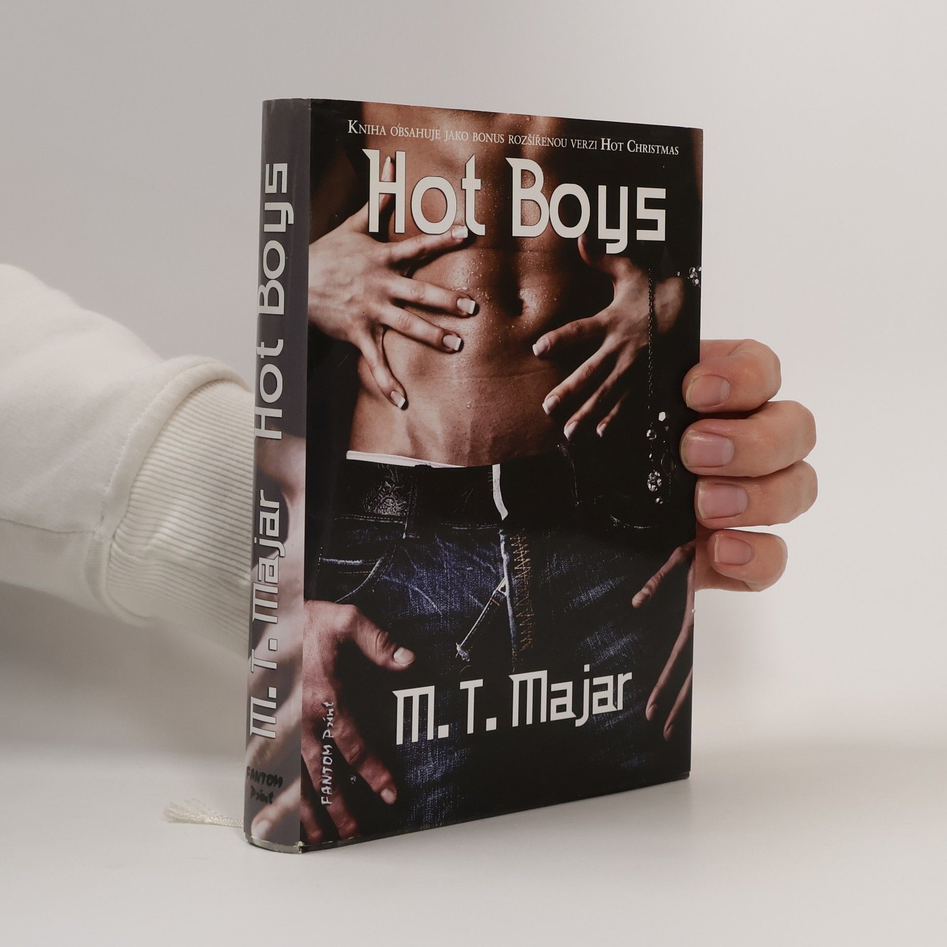 M. T. Majar Hot Boys